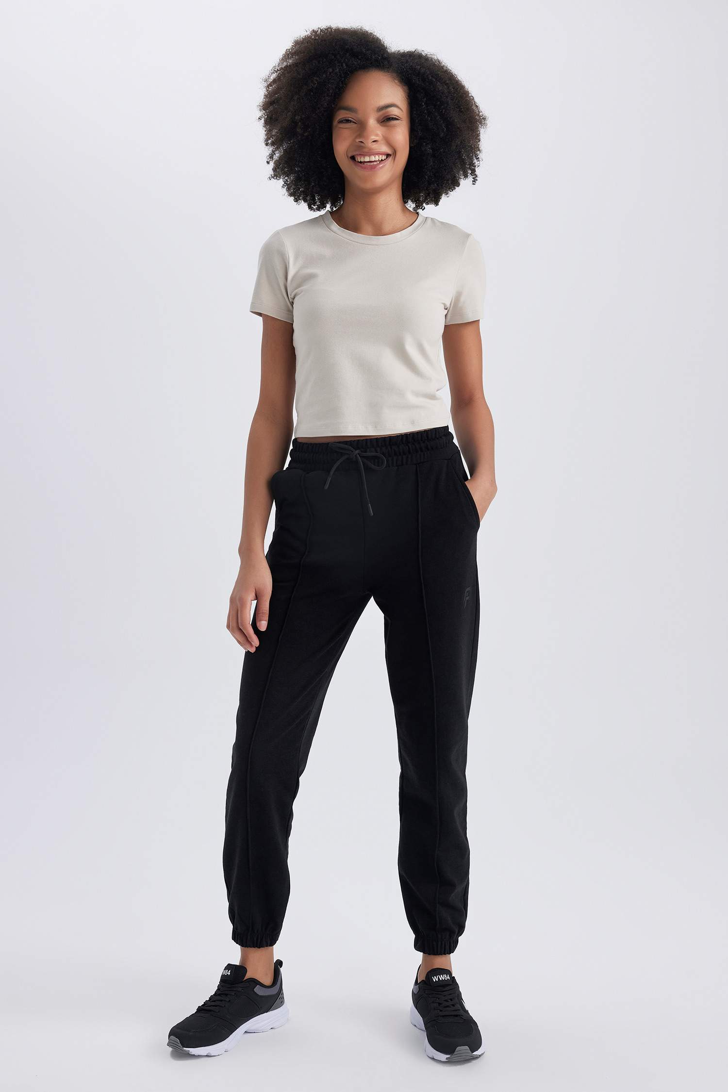 بنطلون بجامة رياضي بقصة عادية بجيب