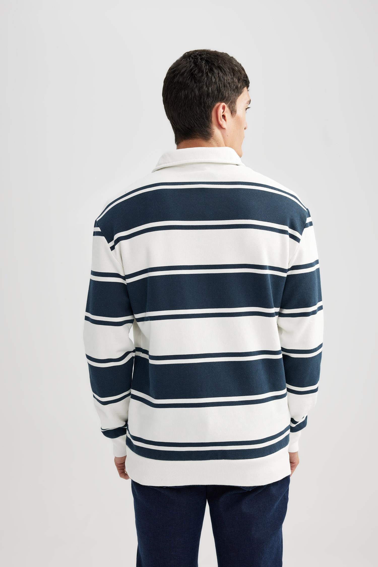 ыңғайлы пішім поло жаға Свитер