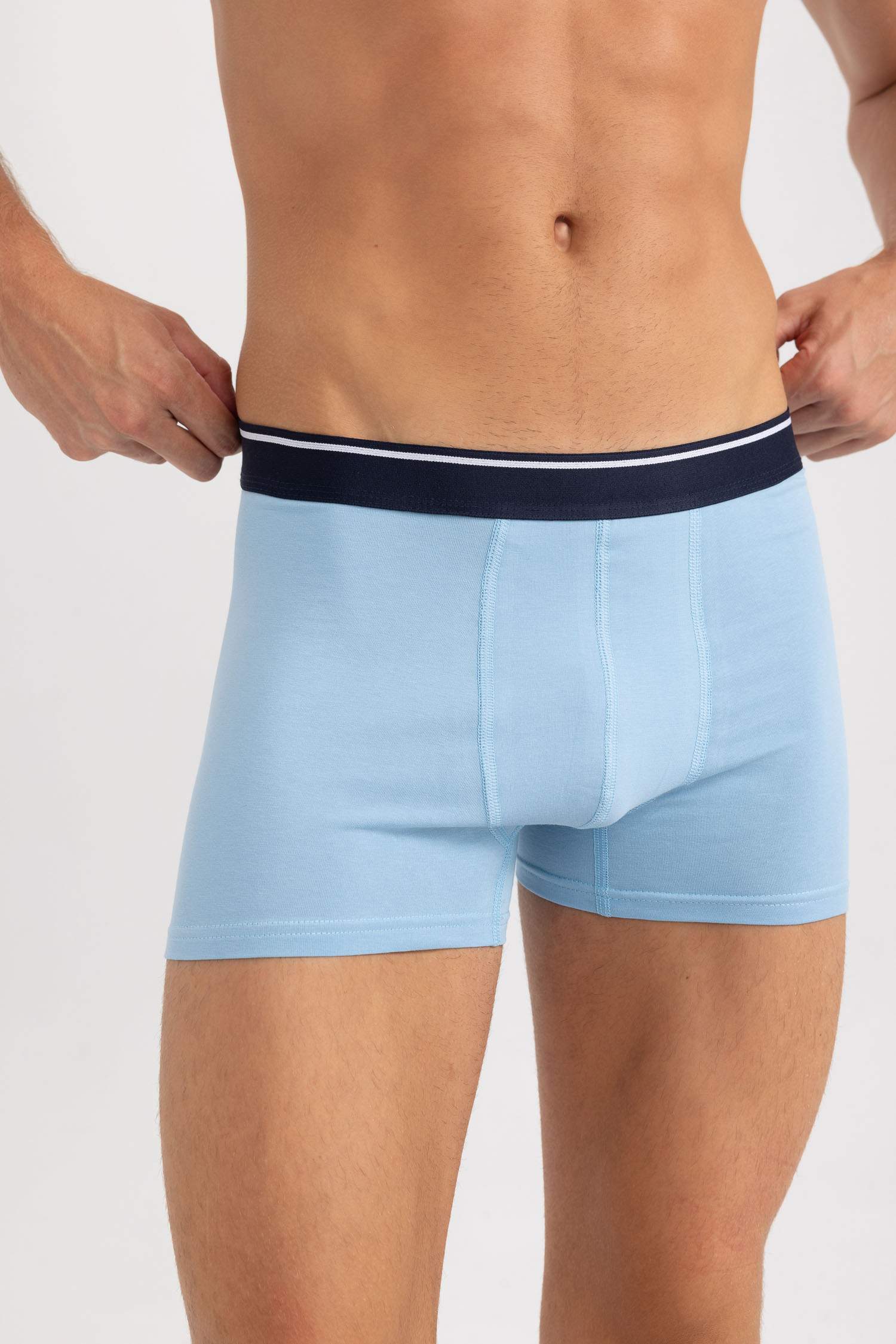 بوكسر قصة عادية - قطعتين