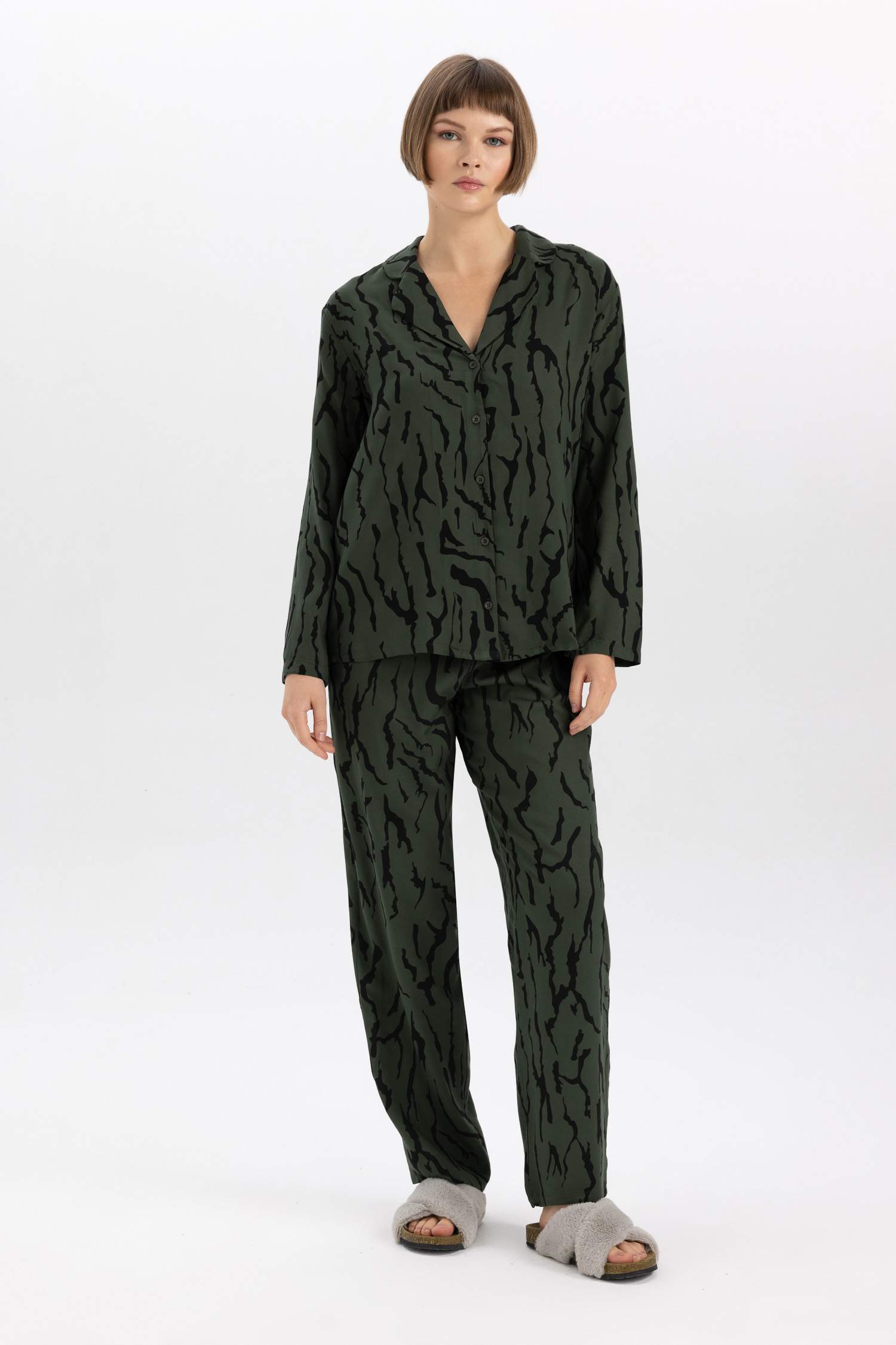 Regular Fit Long Sleeve Woven Tops