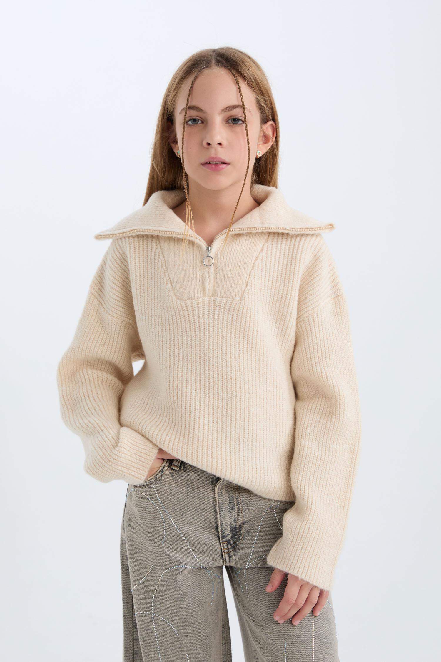 Girl Regular Fit Zip-Up Turtle Neck Pullover