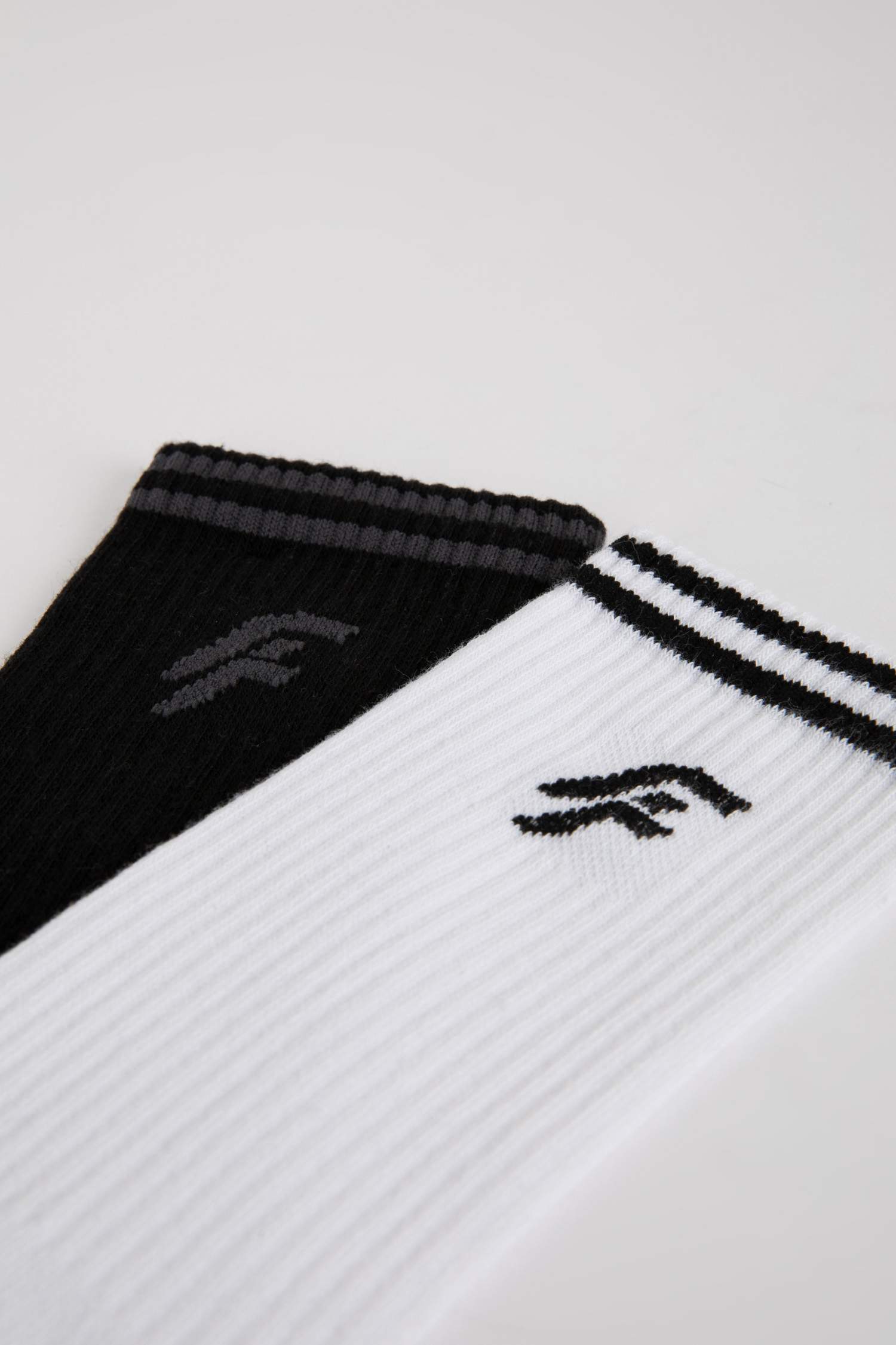 Man 2 piece Long Sporty Socks