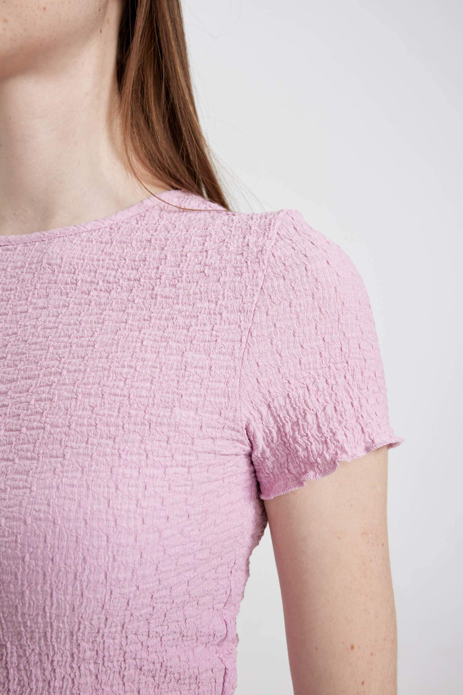 تيشيرت نص ردن سليم فيت بياخة مستديرة