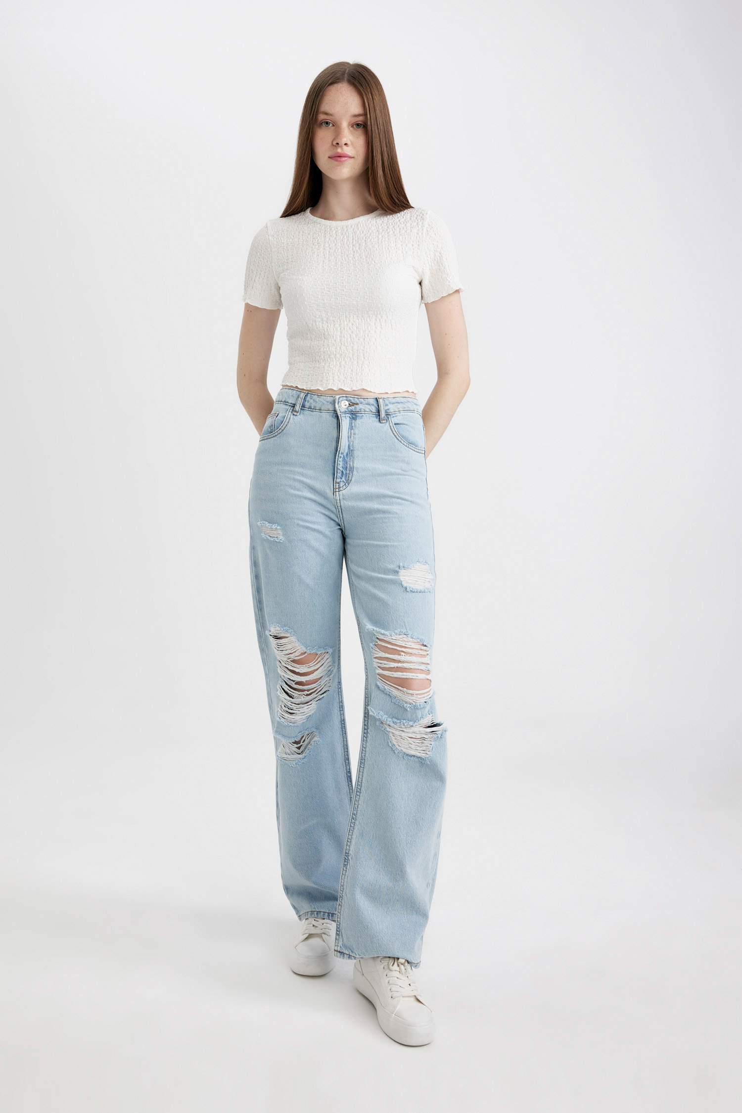 Fitted Crew Neck Crepe Short Sleeve T-Shirt