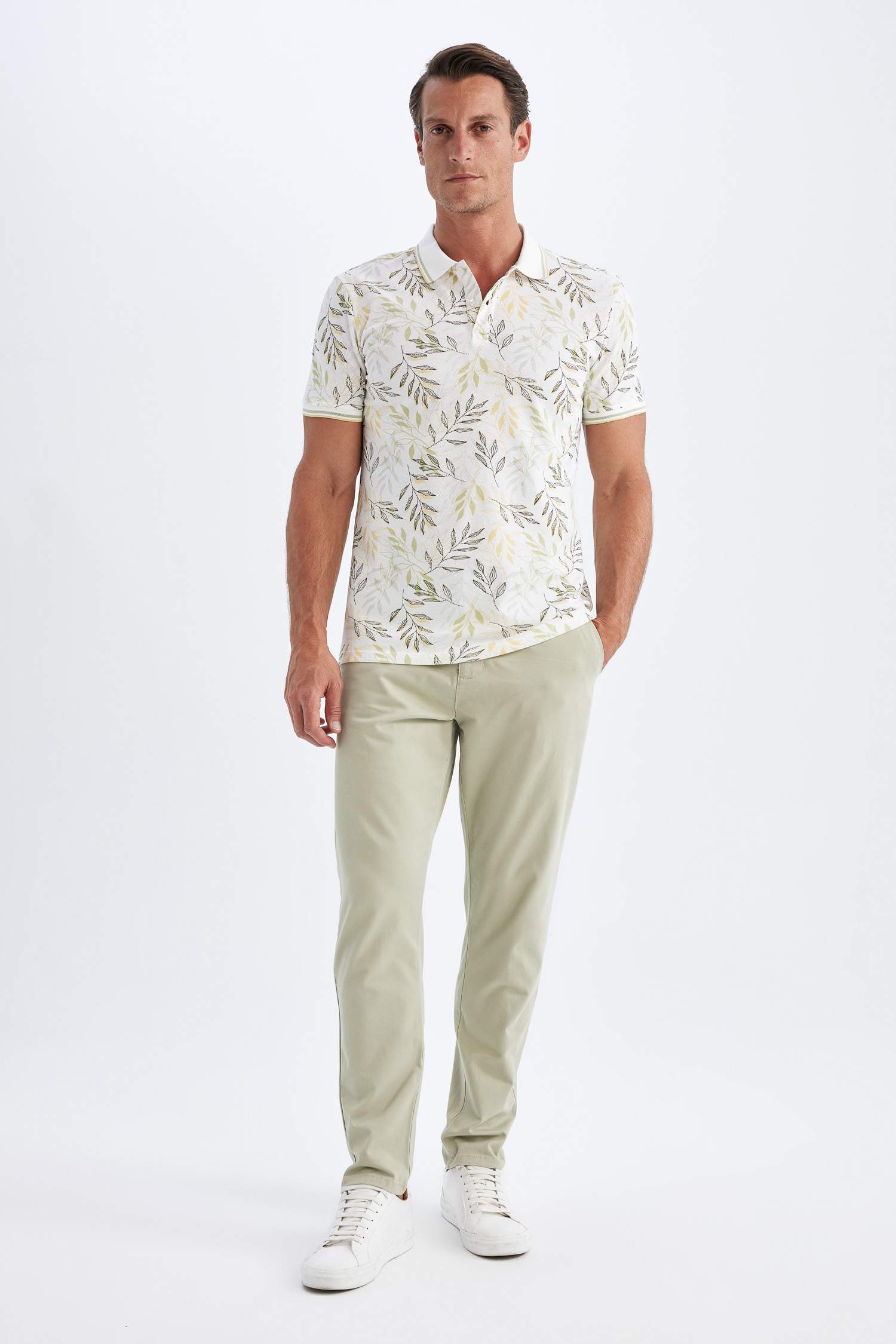 Slim Fit Printed Pique Short Sleeve Polo T-Shirt