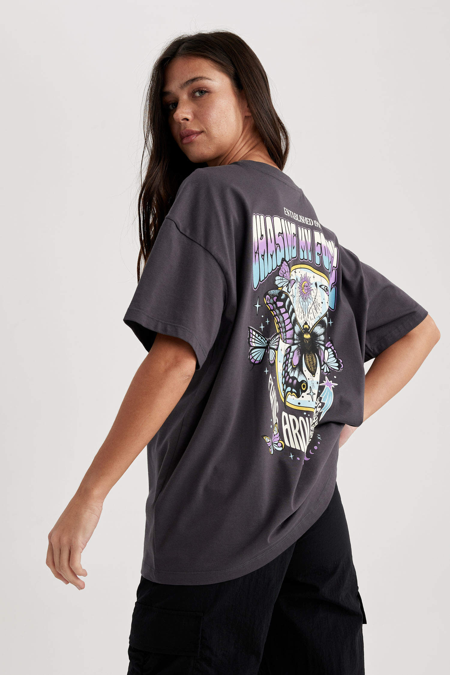 Anthracite WOMAN Oversize Fit Crew Neck Printed Short Sleeve T-Shirt  2817720