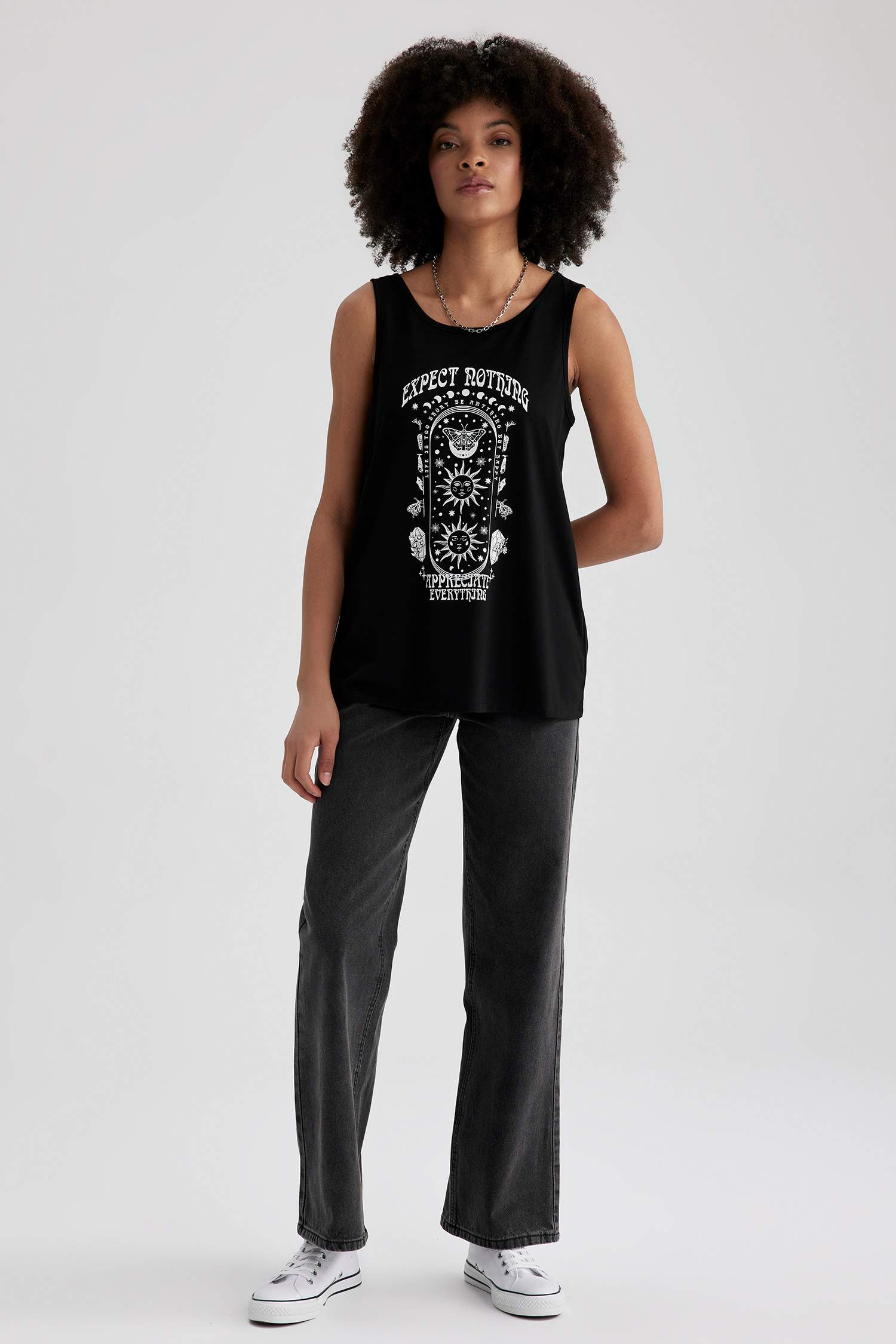 تيشيرت كت قصة عادية مطبوع