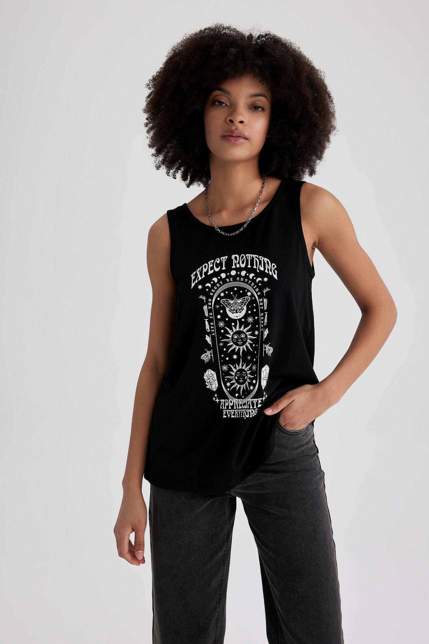 تيشيرت كت قصة عادية مطبوع