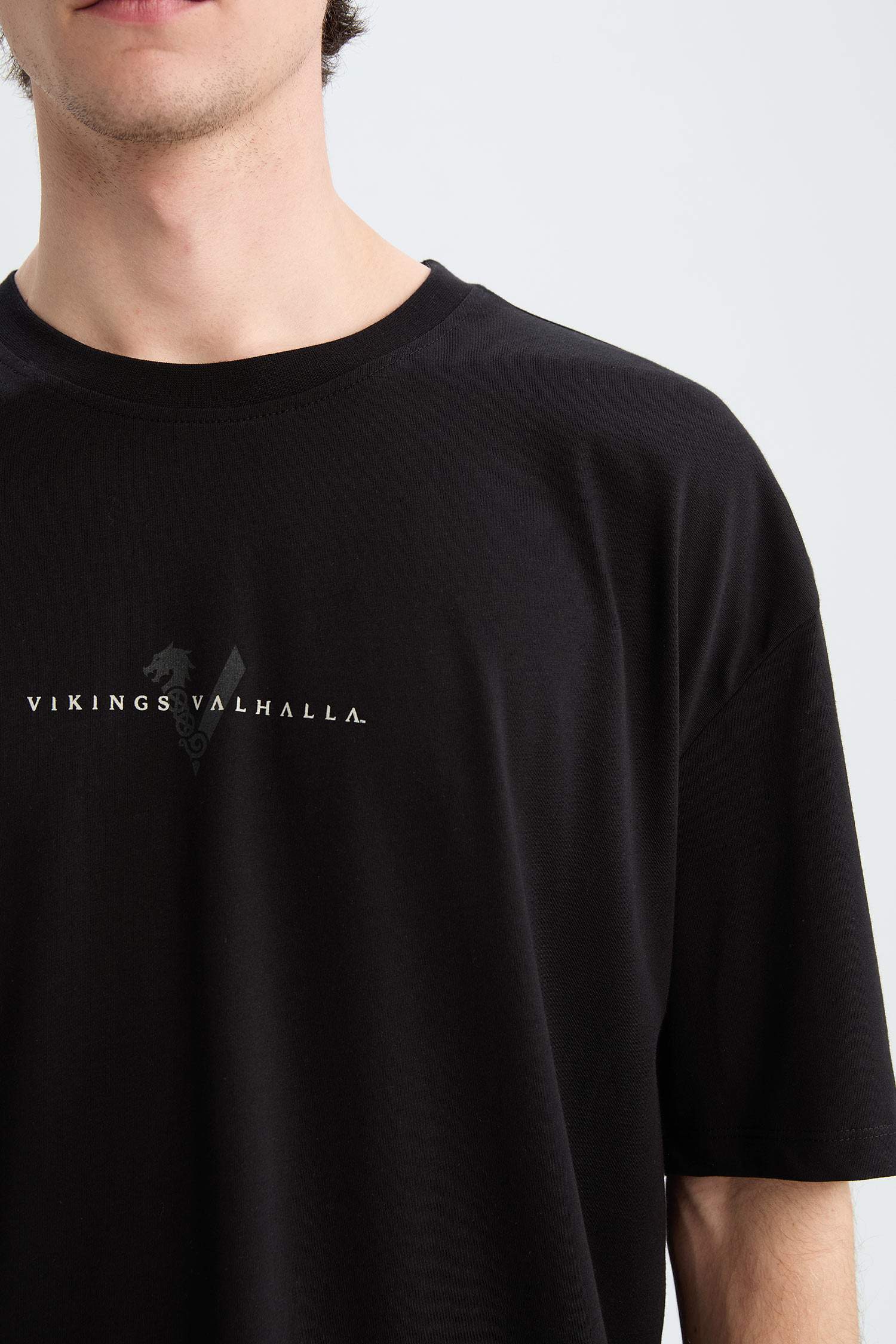 T-shirt en coton imprimé au dos Vikings à col rond Coupe régulière