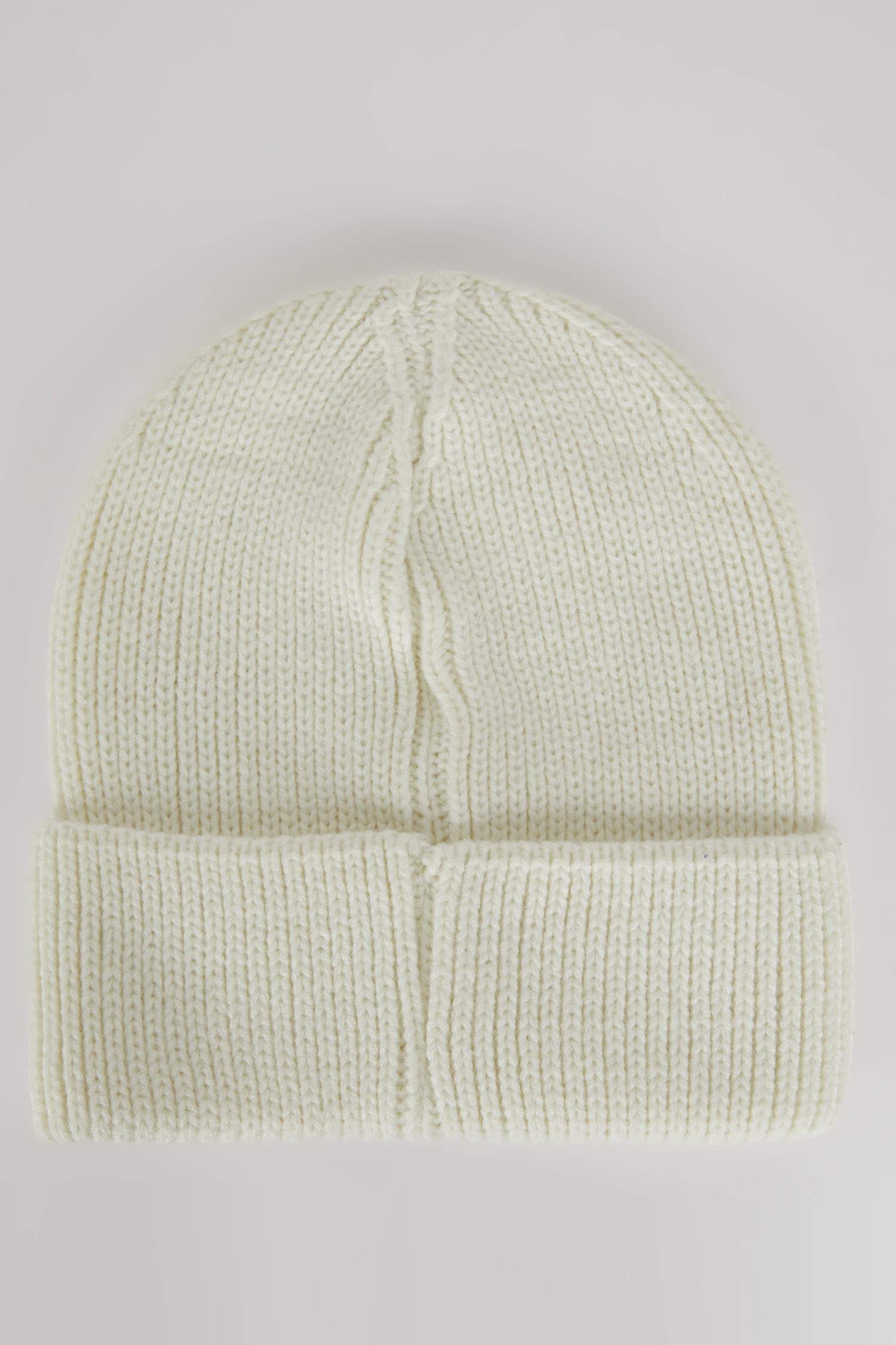 Kadın Nakışlı Triko Bere