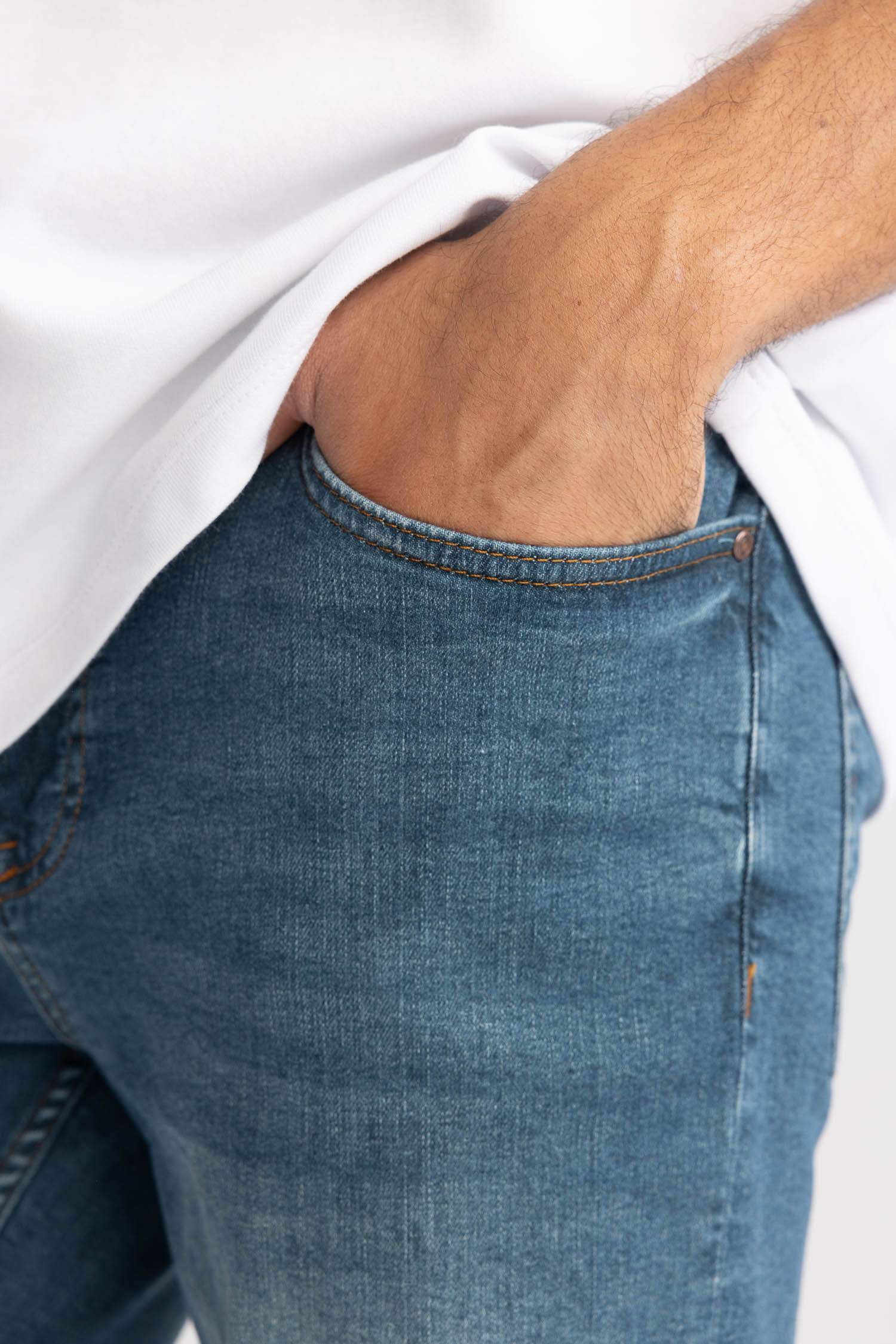 برمودا جينز سليم فيت