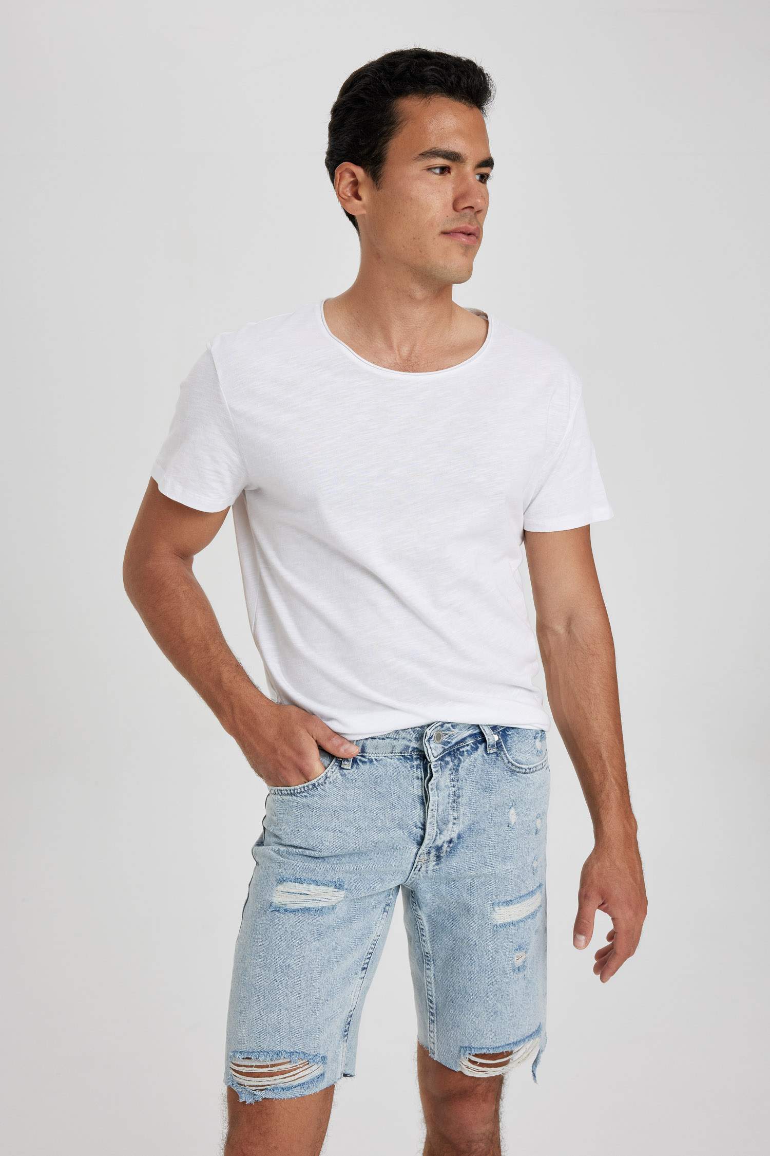 برمودا جينز سليم فيت