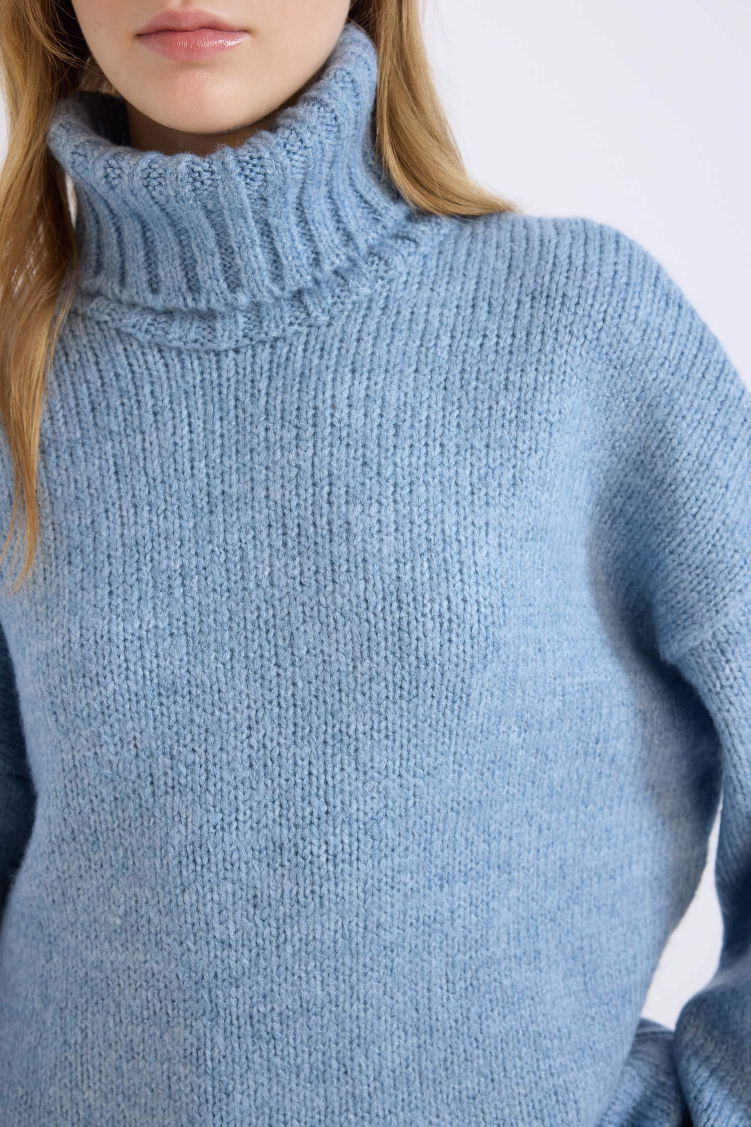 بلوز صوف تريكو طويل اوفر سايز هاينك بياخة عالية