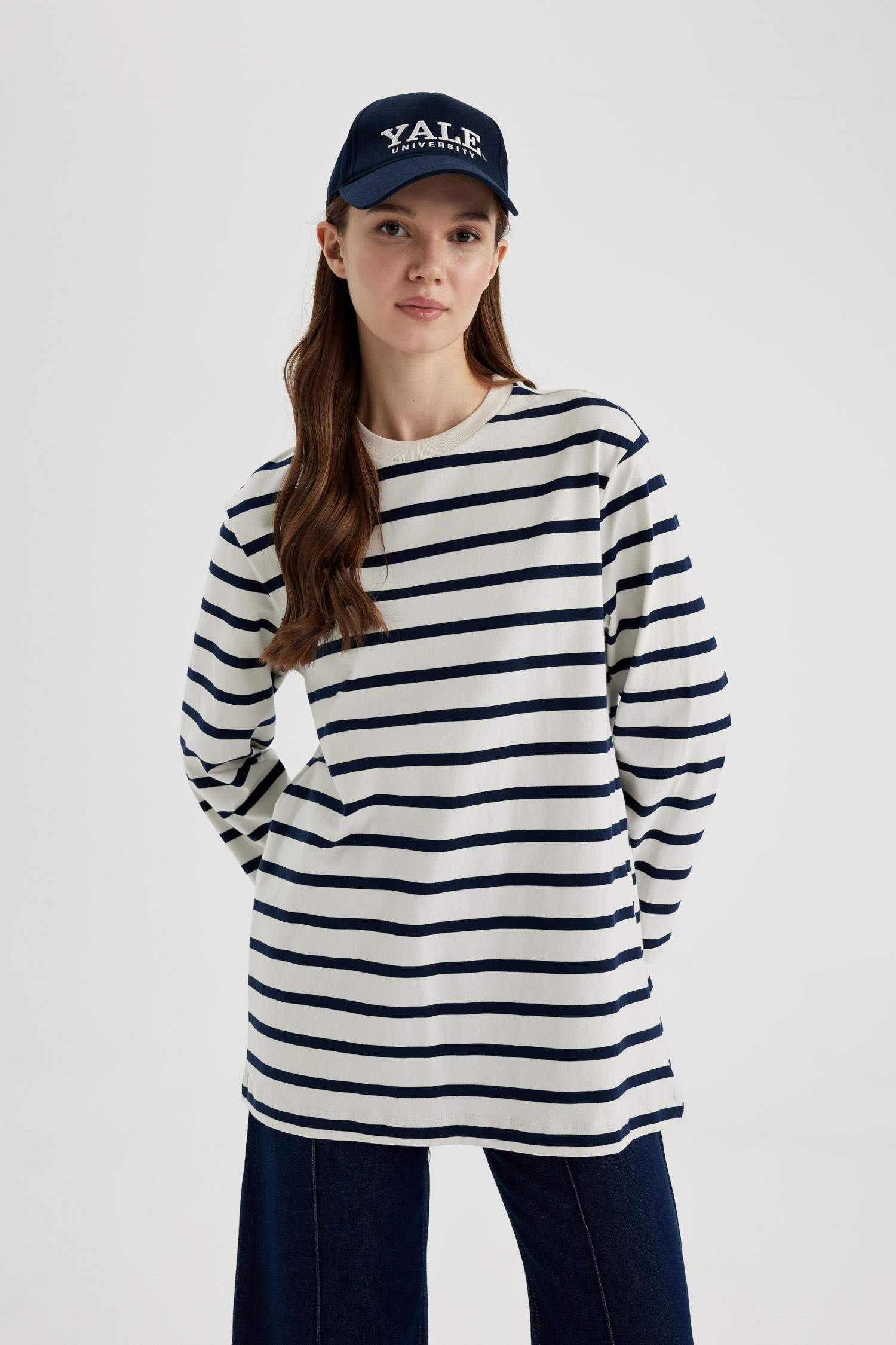 Tunique À Manches Longues Coupe Régulière Étape Col Ras Du Cou