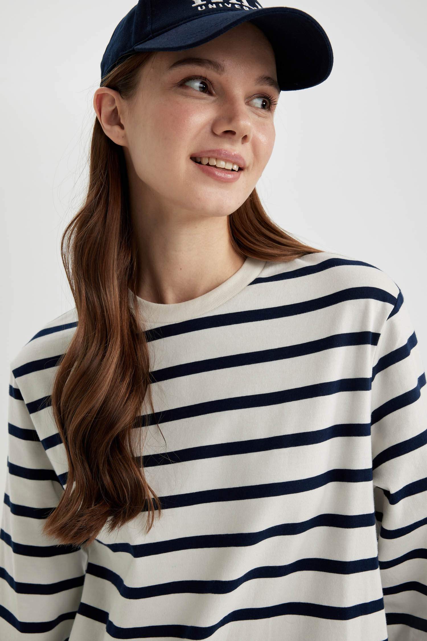 Tunique À Manches Longues Coupe Régulière Étape Col Ras Du Cou