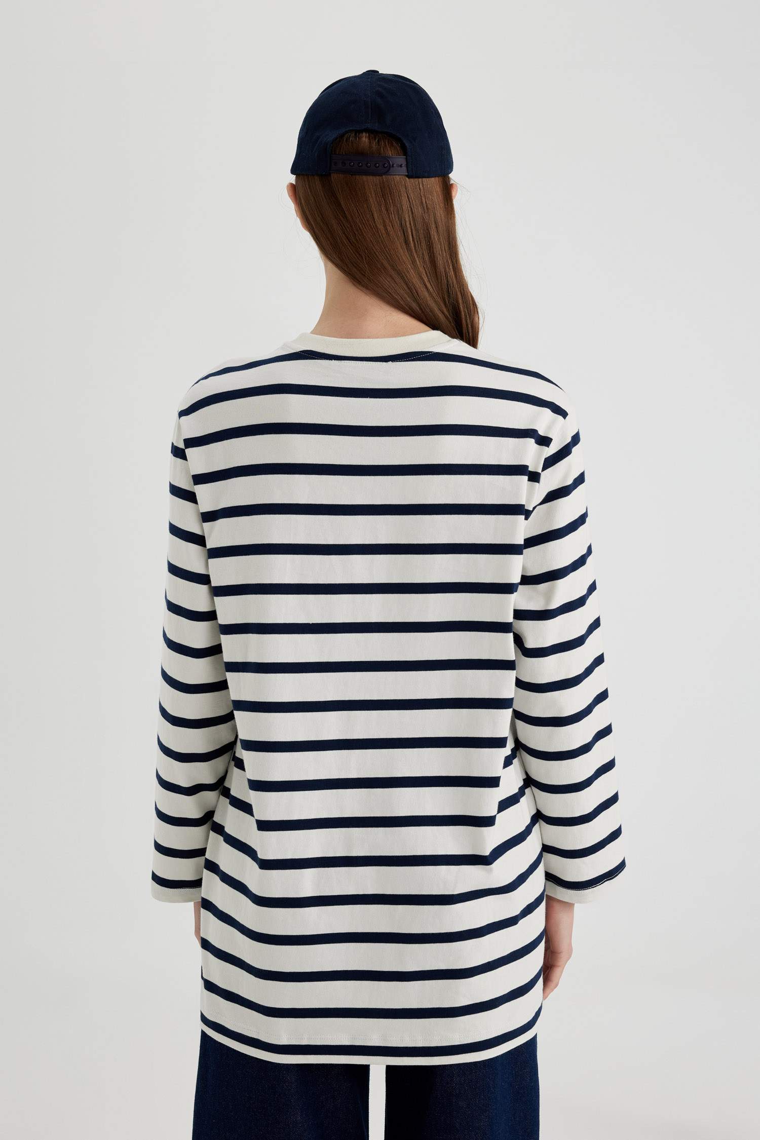 Tunique À Manches Longues Coupe Régulière Étape Col Ras Du Cou