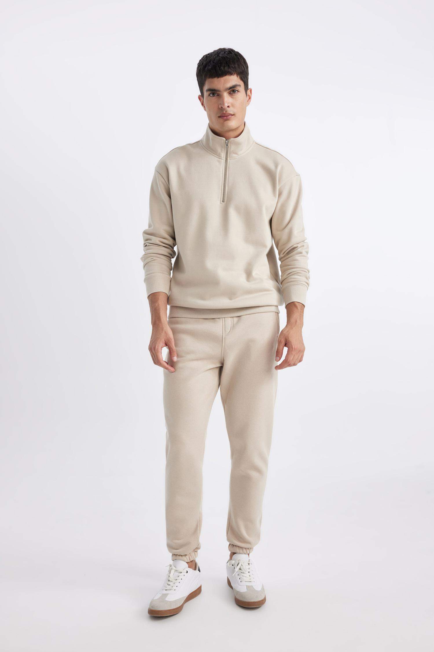 Штаны стандартного кроя из плотной ткани