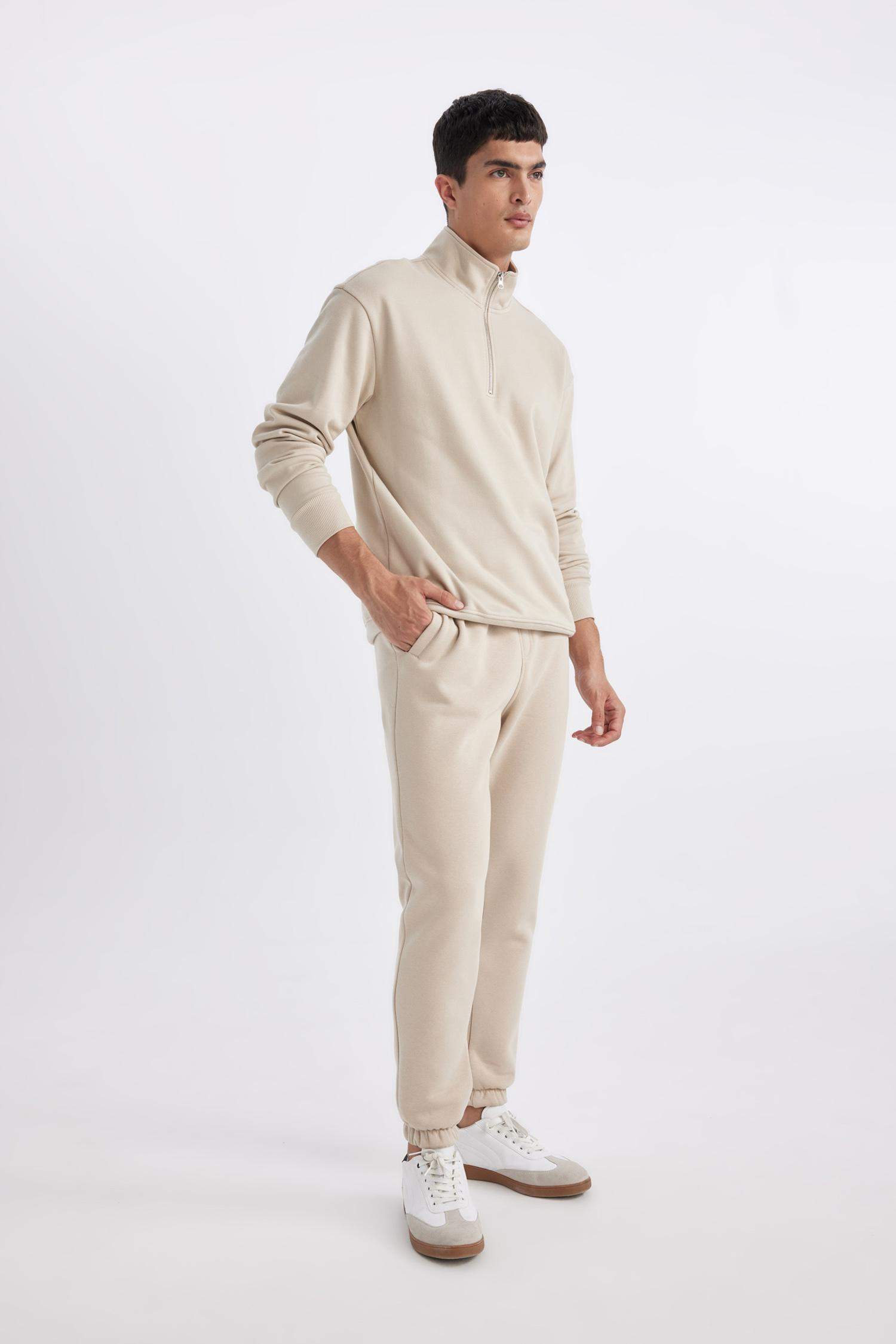 Штаны стандартного кроя из плотной ткани