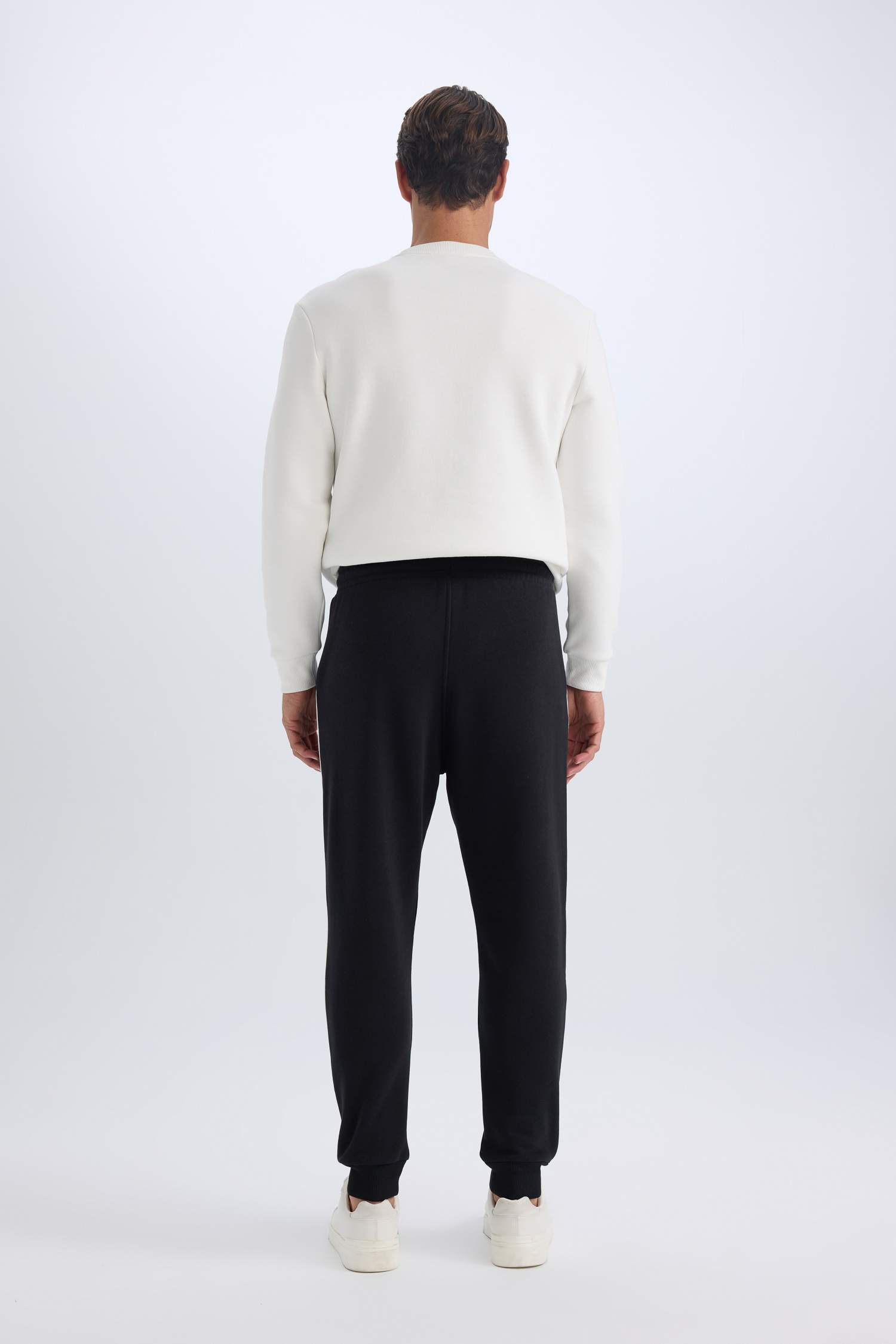 Regular Fit Beli Bağcıklı Lastikli Paça Cepli Basic Düz Kalın Jogger Eşofman Altı