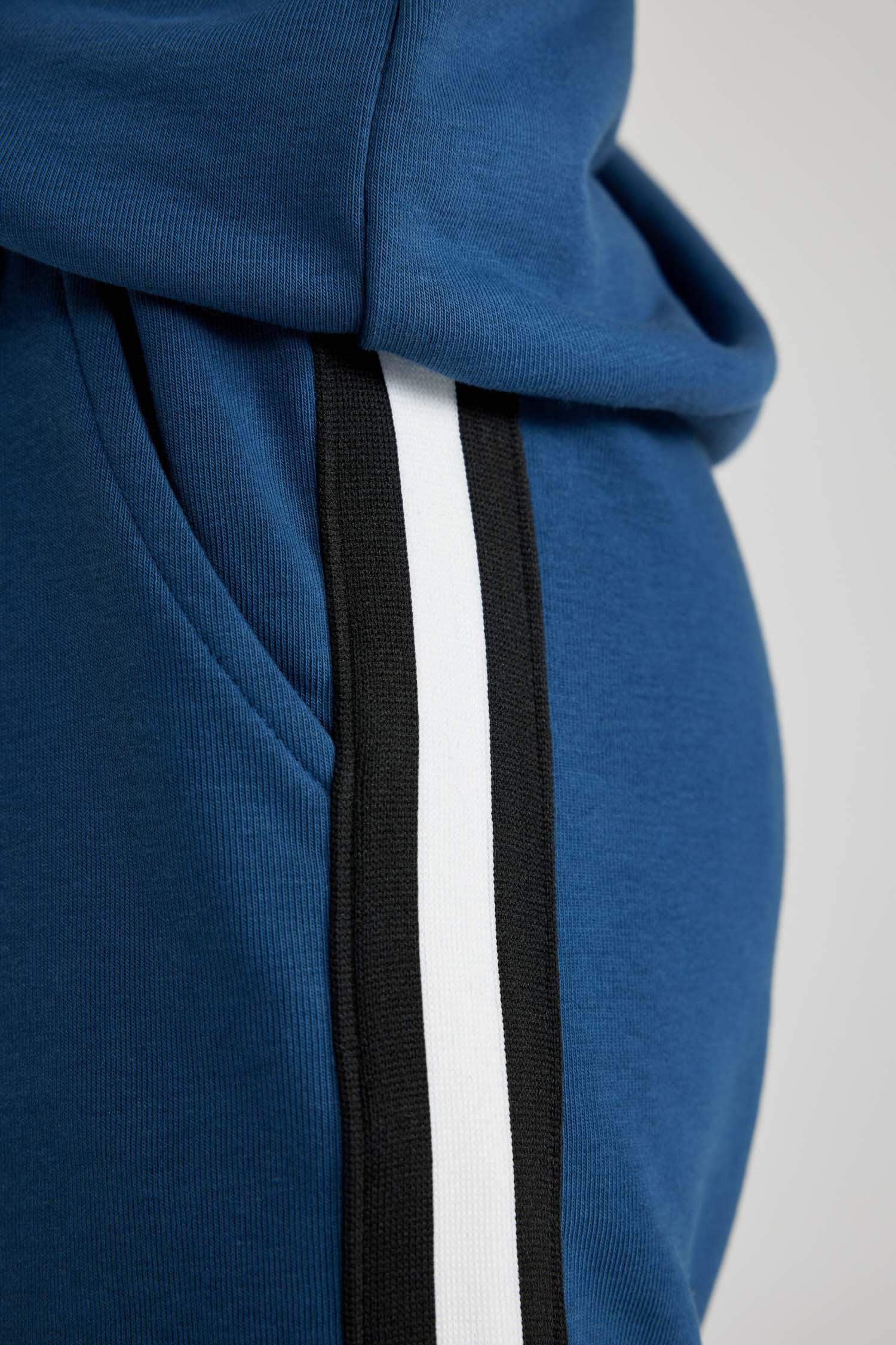 Брюки стандартного кроя для мальчиков