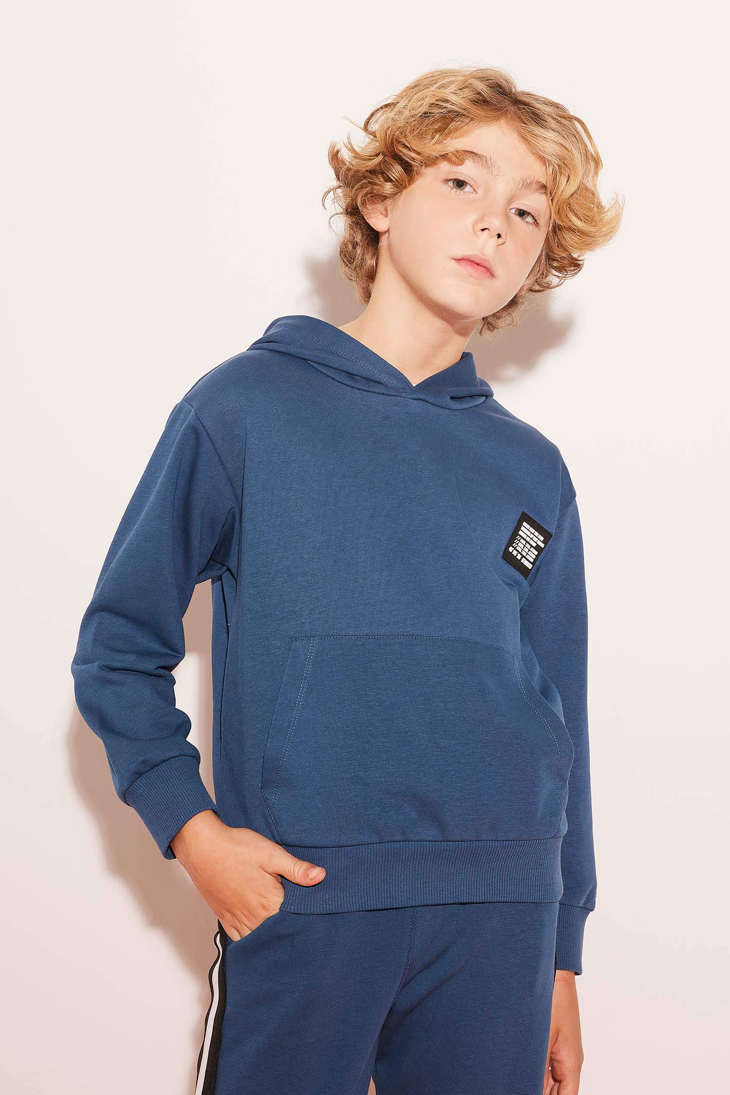 Boy Oversize Fit Hooded Sweatshirt