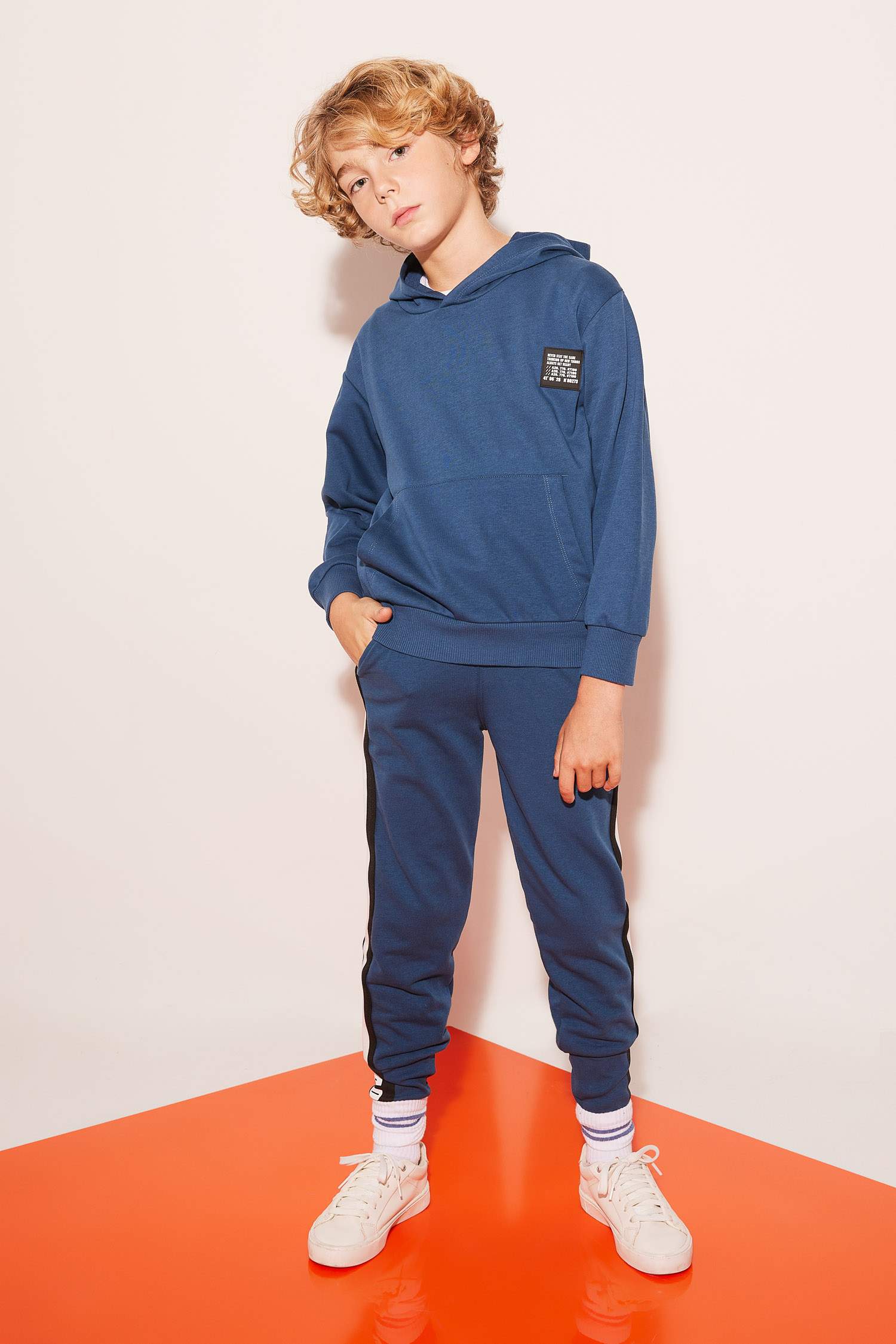 Boy Oversize Fit Hooded Sweatshirt