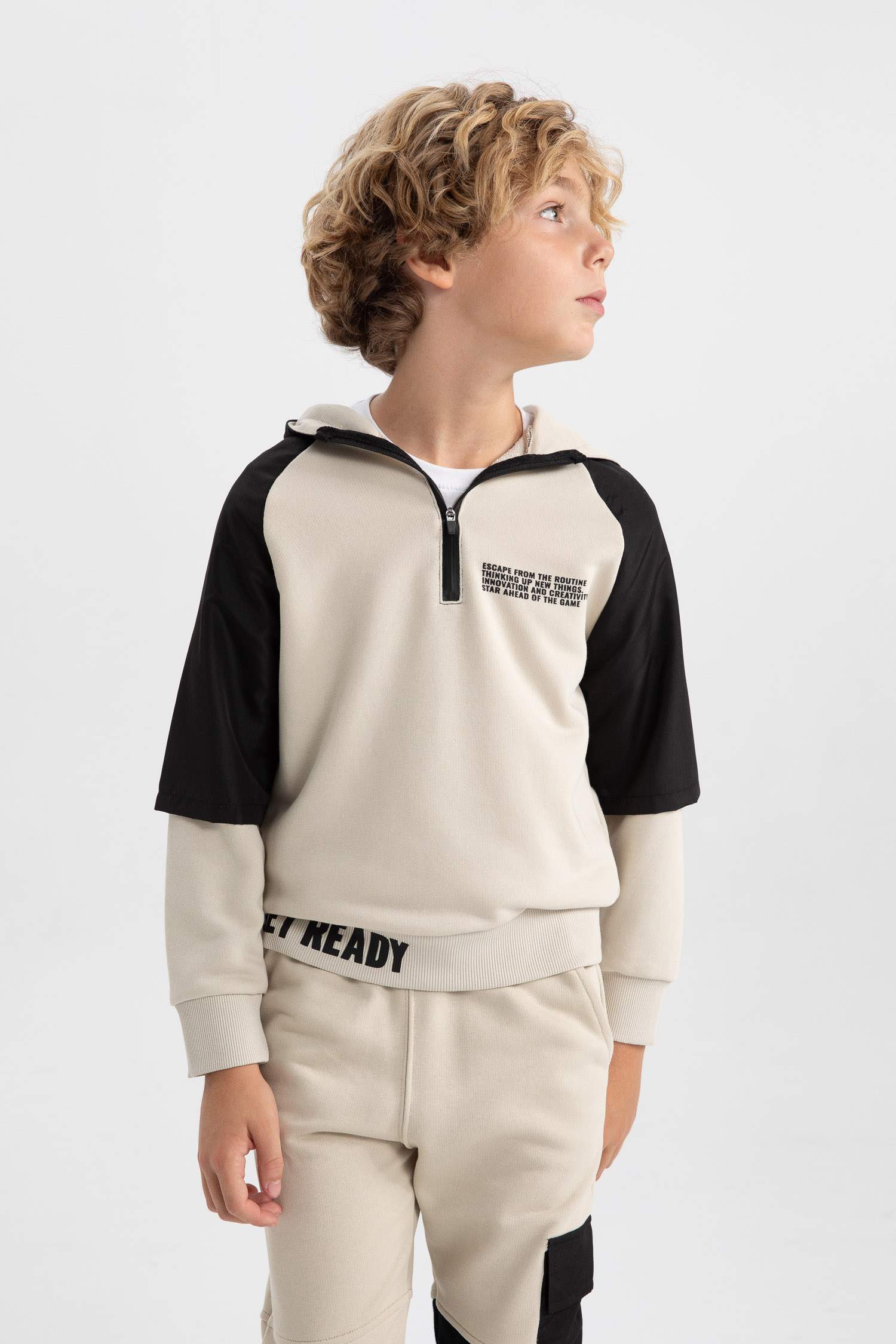 Boy Oversize Fit Hooded Sweatshirt