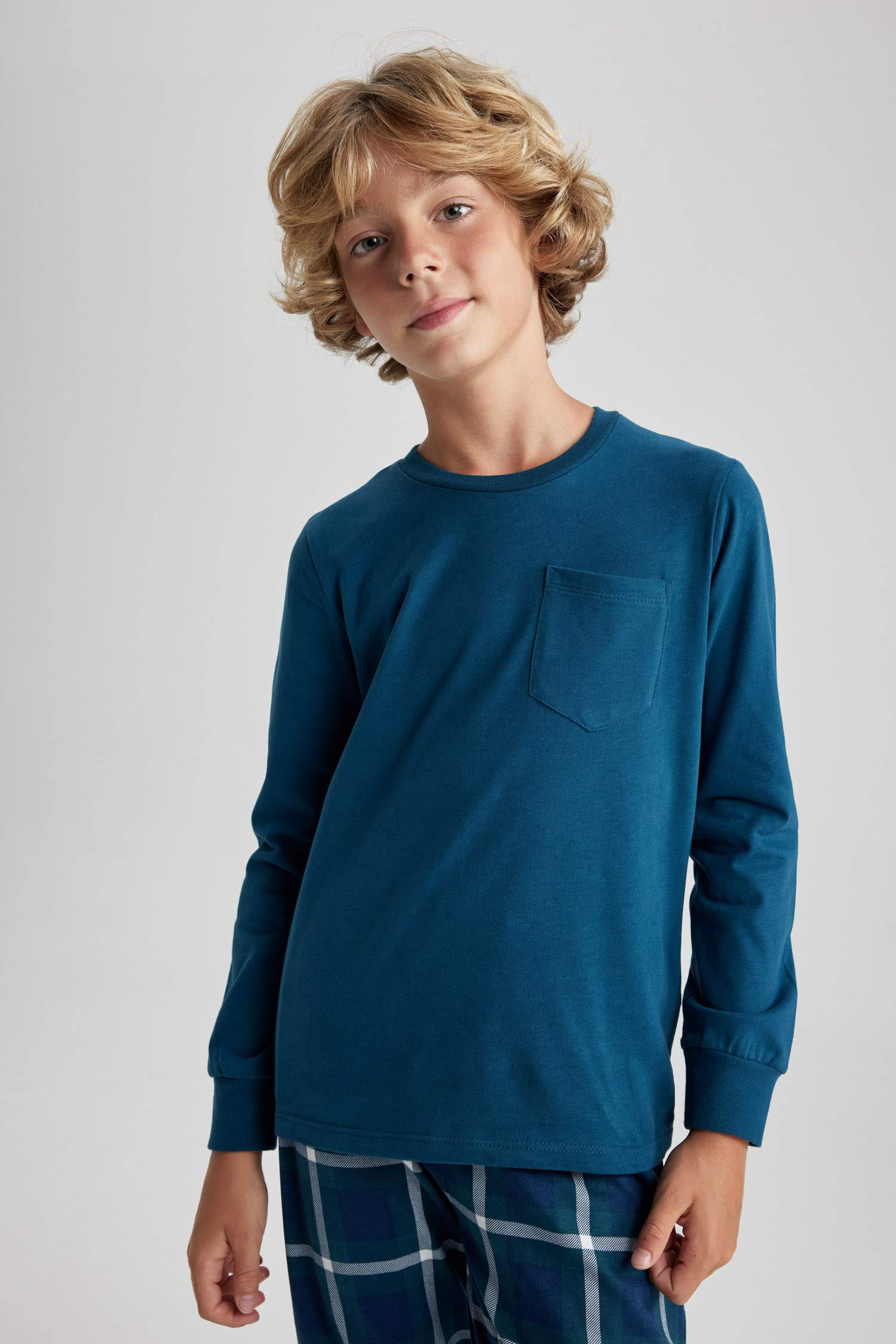 Пижама стандартного кроя для мальчиков