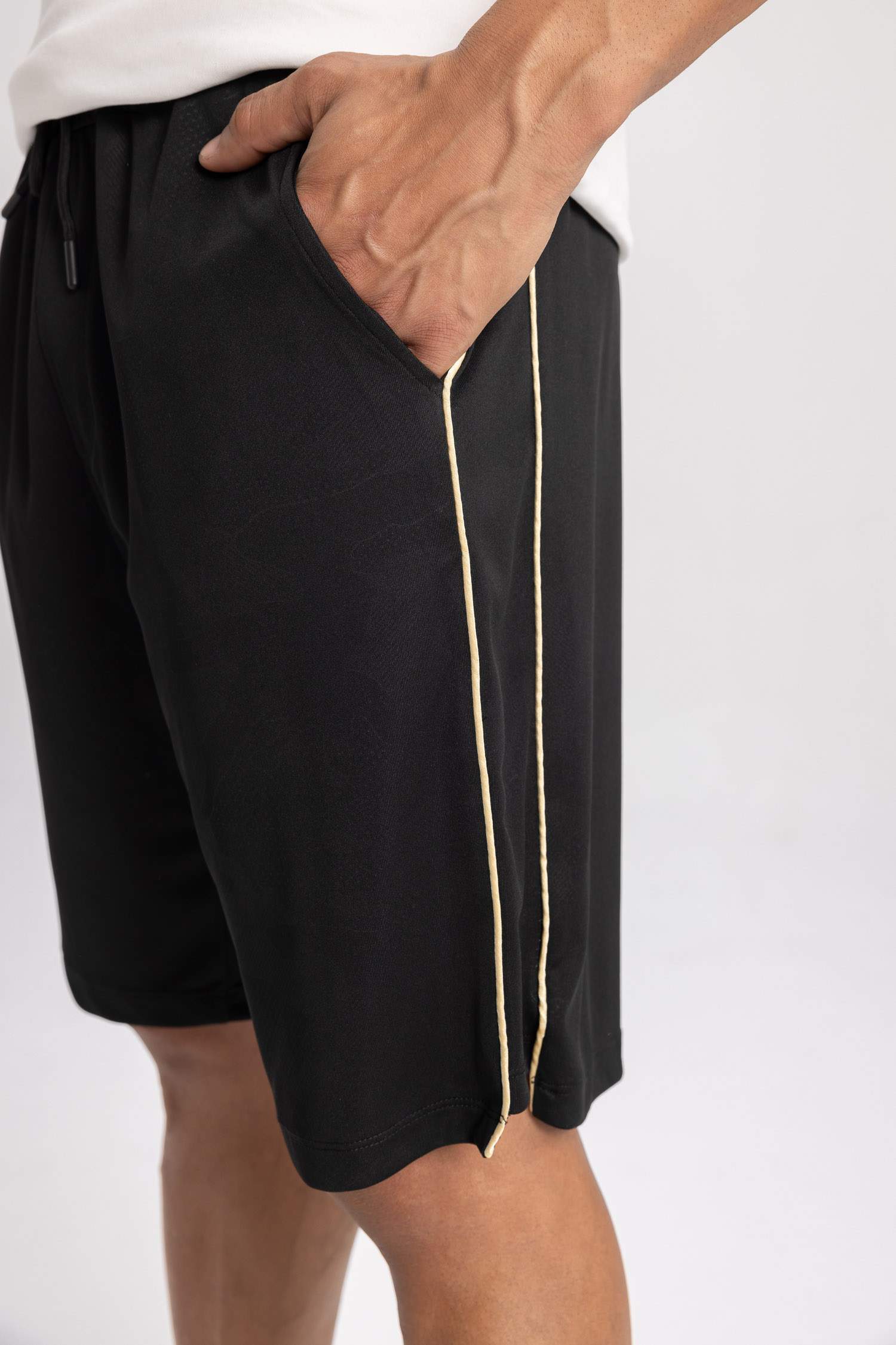 DeFactoFit NBA Chicago Bulls Standart Fit Kısa Paça Şort