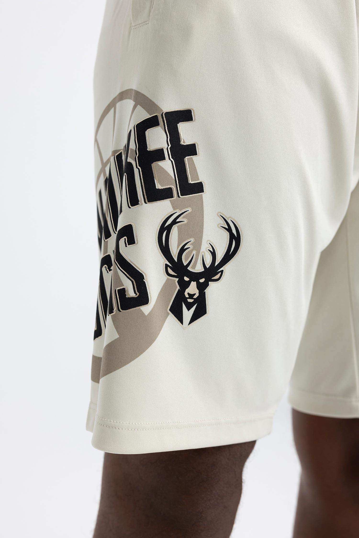 NBA Milwaukee Bucks Лицензиялық Шолақ шалбар