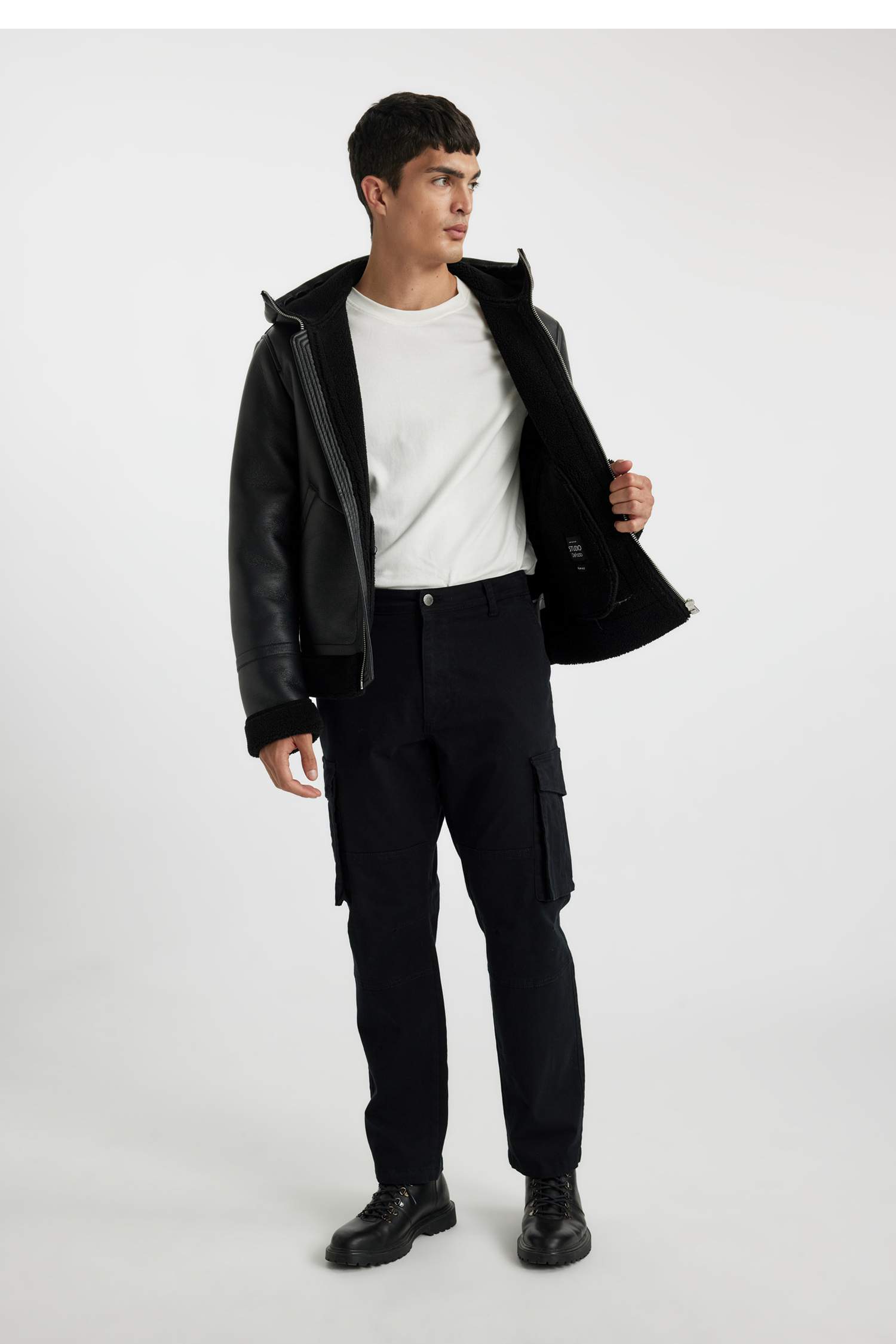 بنطلون جبردين وايد ليج برجل عادية بجيب كارجو