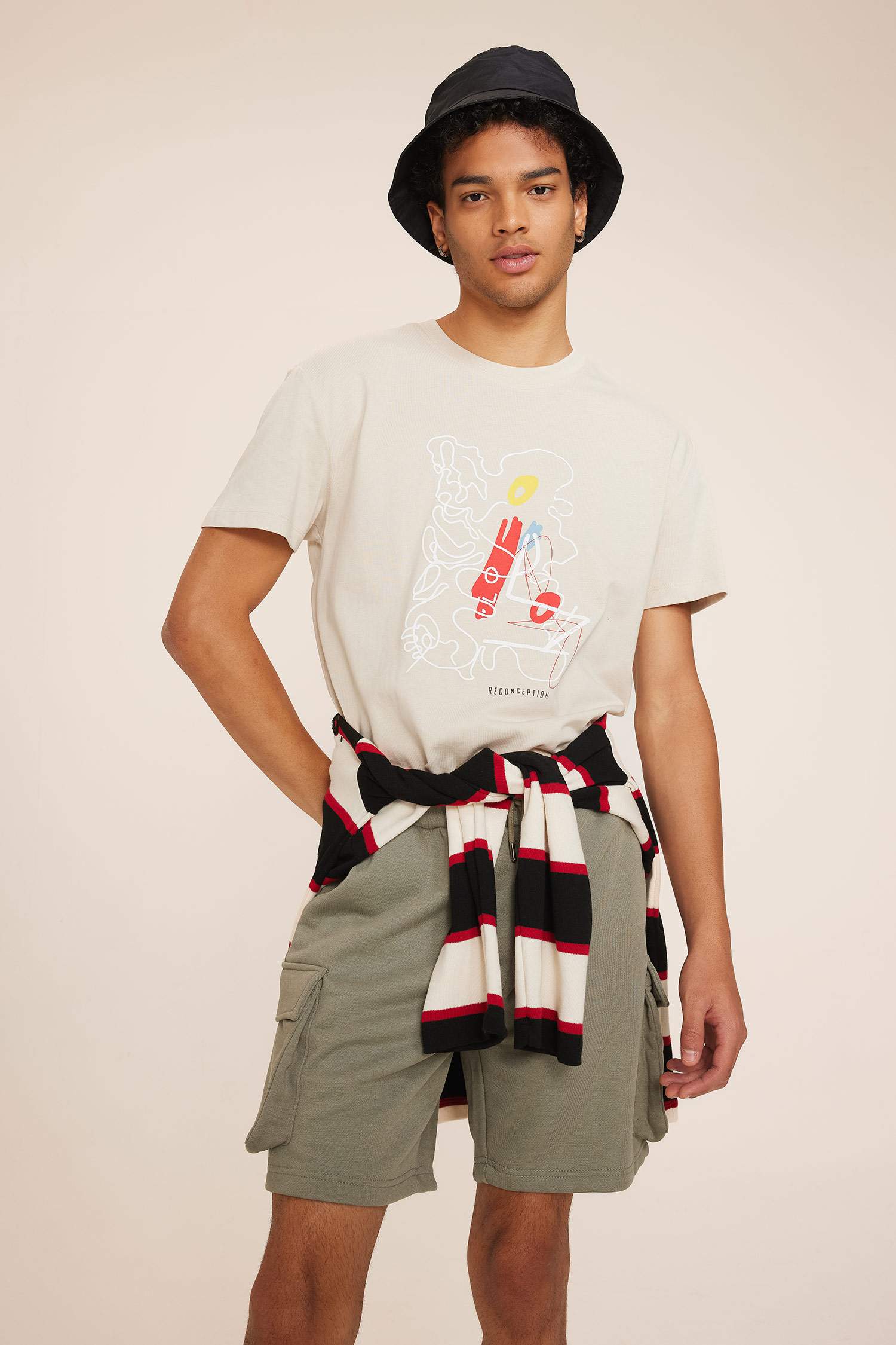 تي شيرت جيرسي قصة عادية بياقة مستديرة