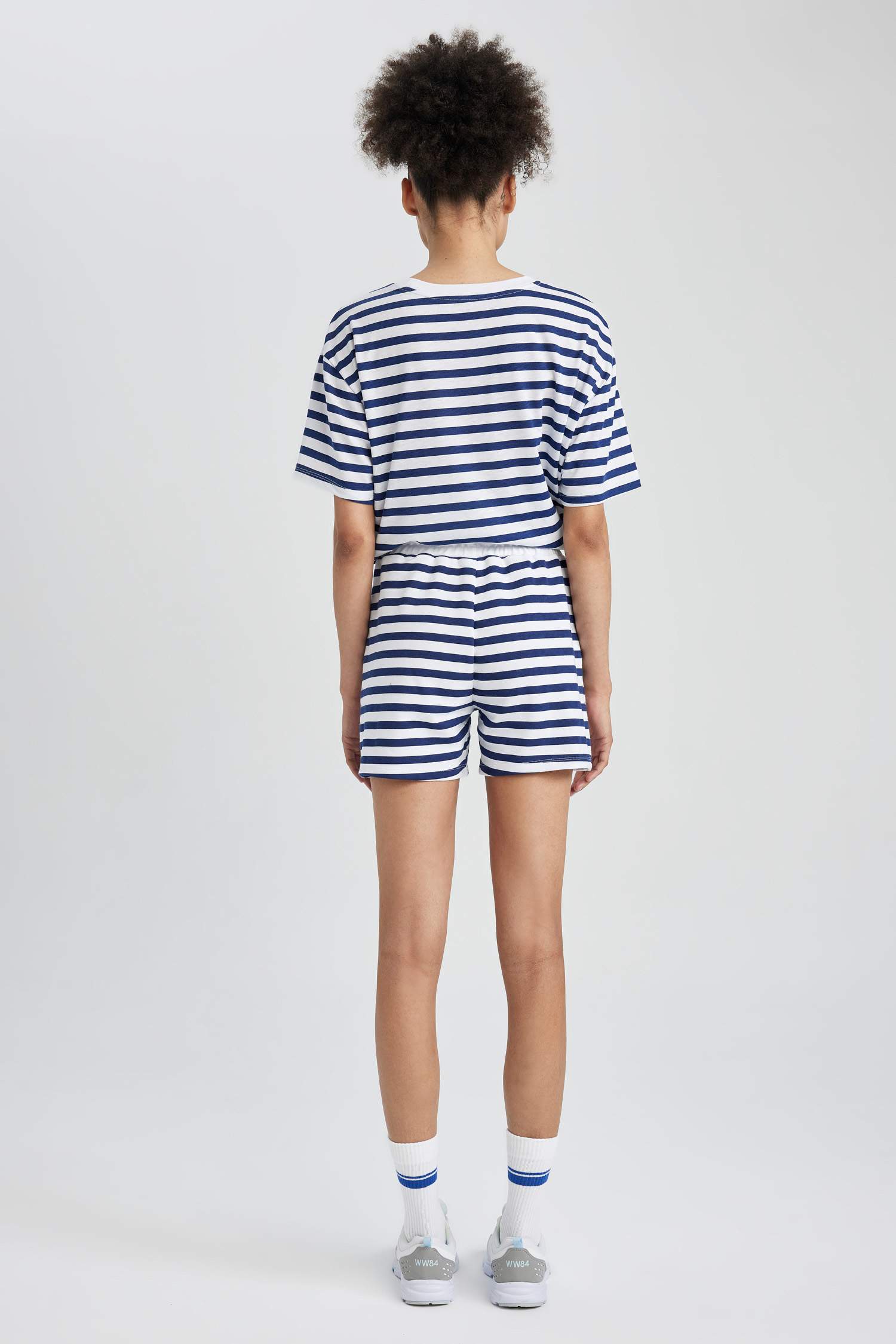 Short de sport en coton à coupe Standard de DeFacto Fit