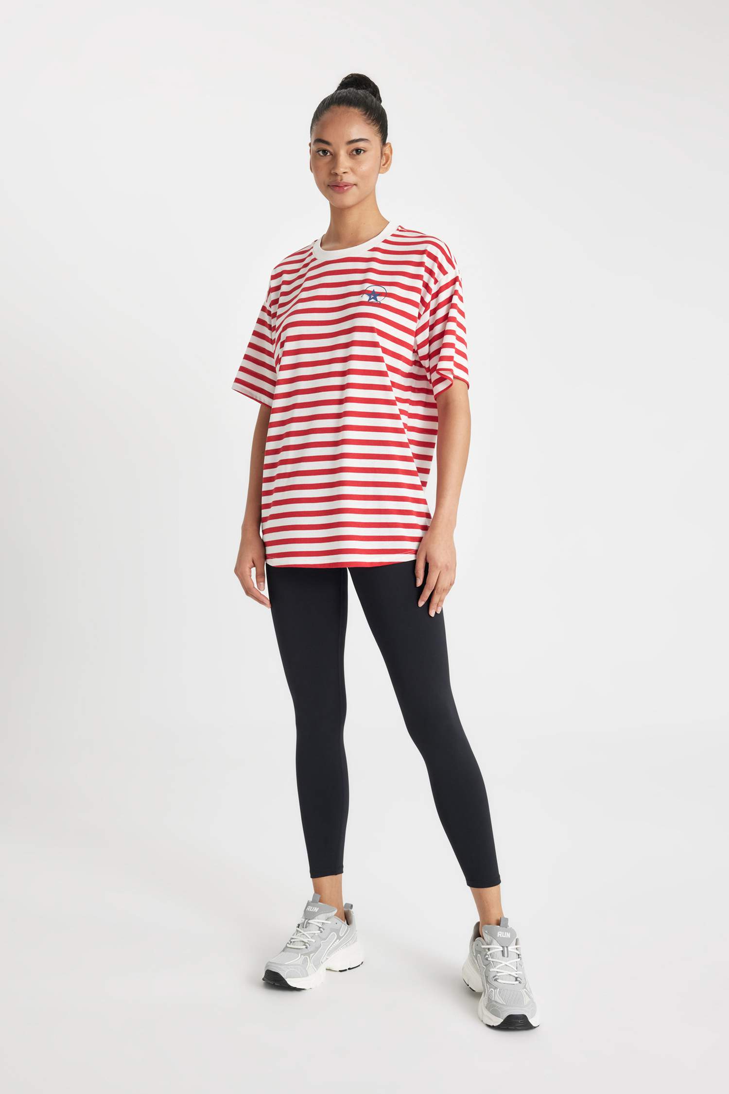 DeFactoFit Oversize Fit Crew Neck Printed Sports T-Shirt