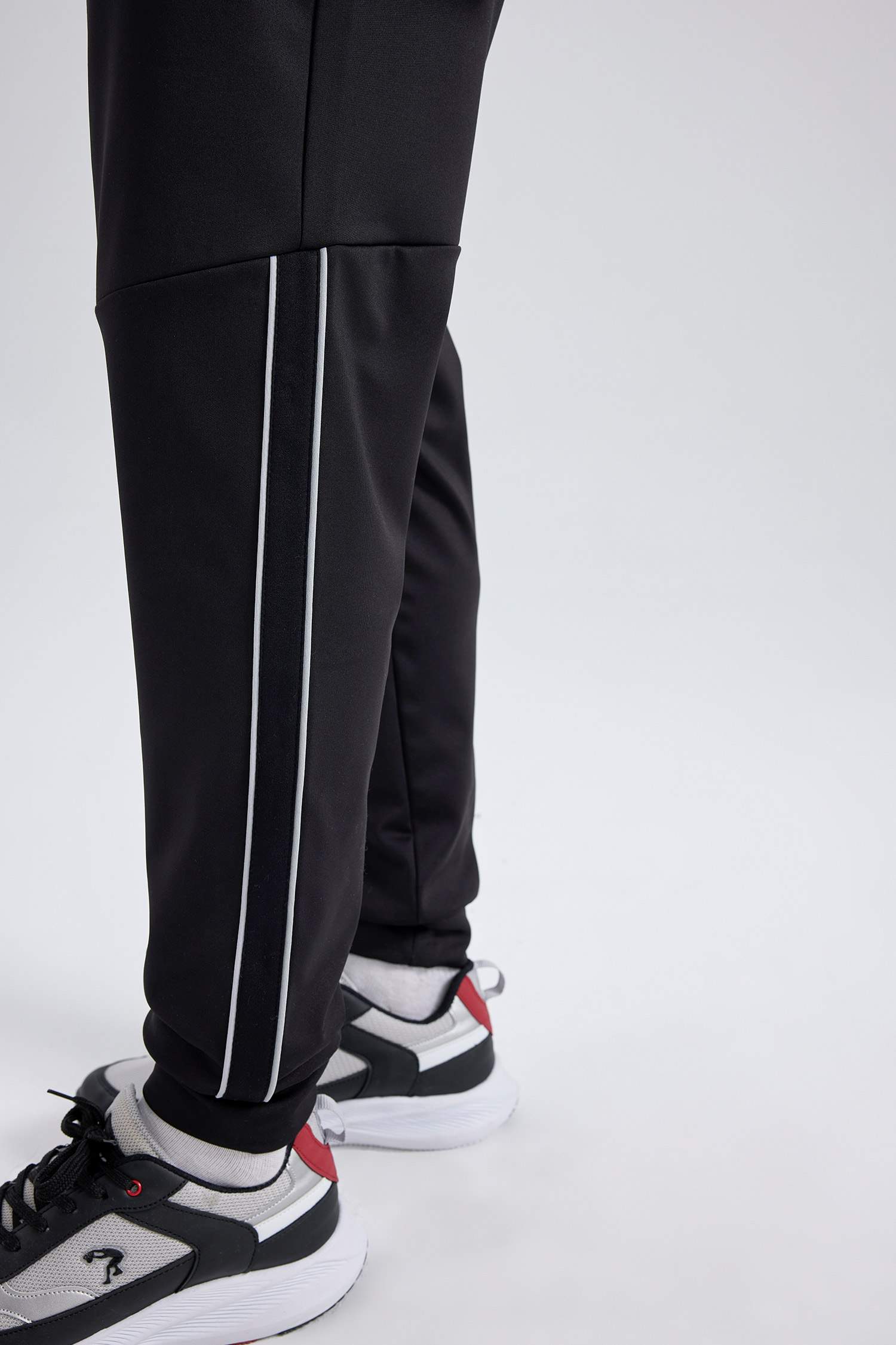 Slim Fit Scuba Fabric Jogger