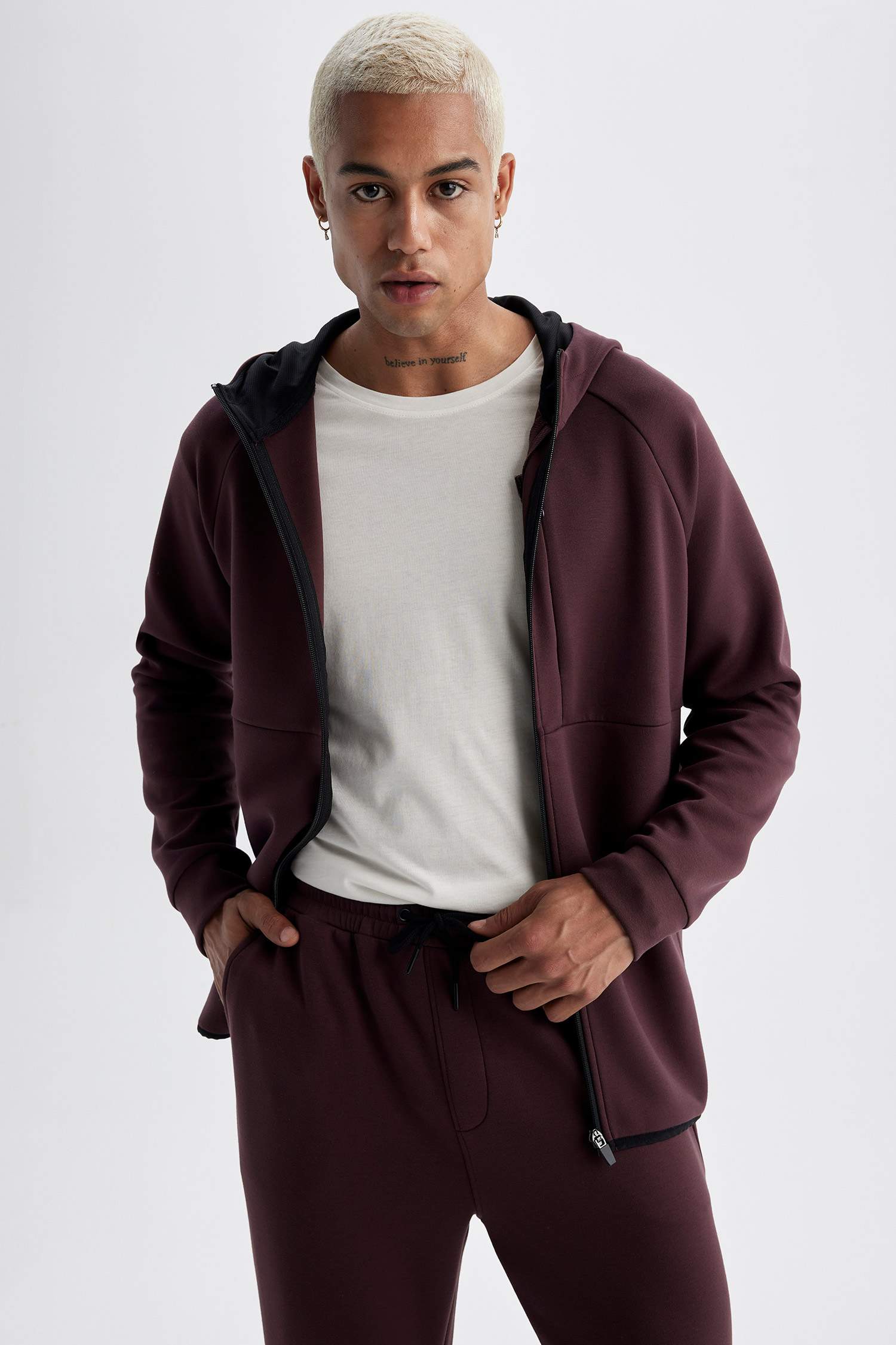 DeFactoFit Slim Fit Hooded Scuba Fabric Zippered Sweatshirt