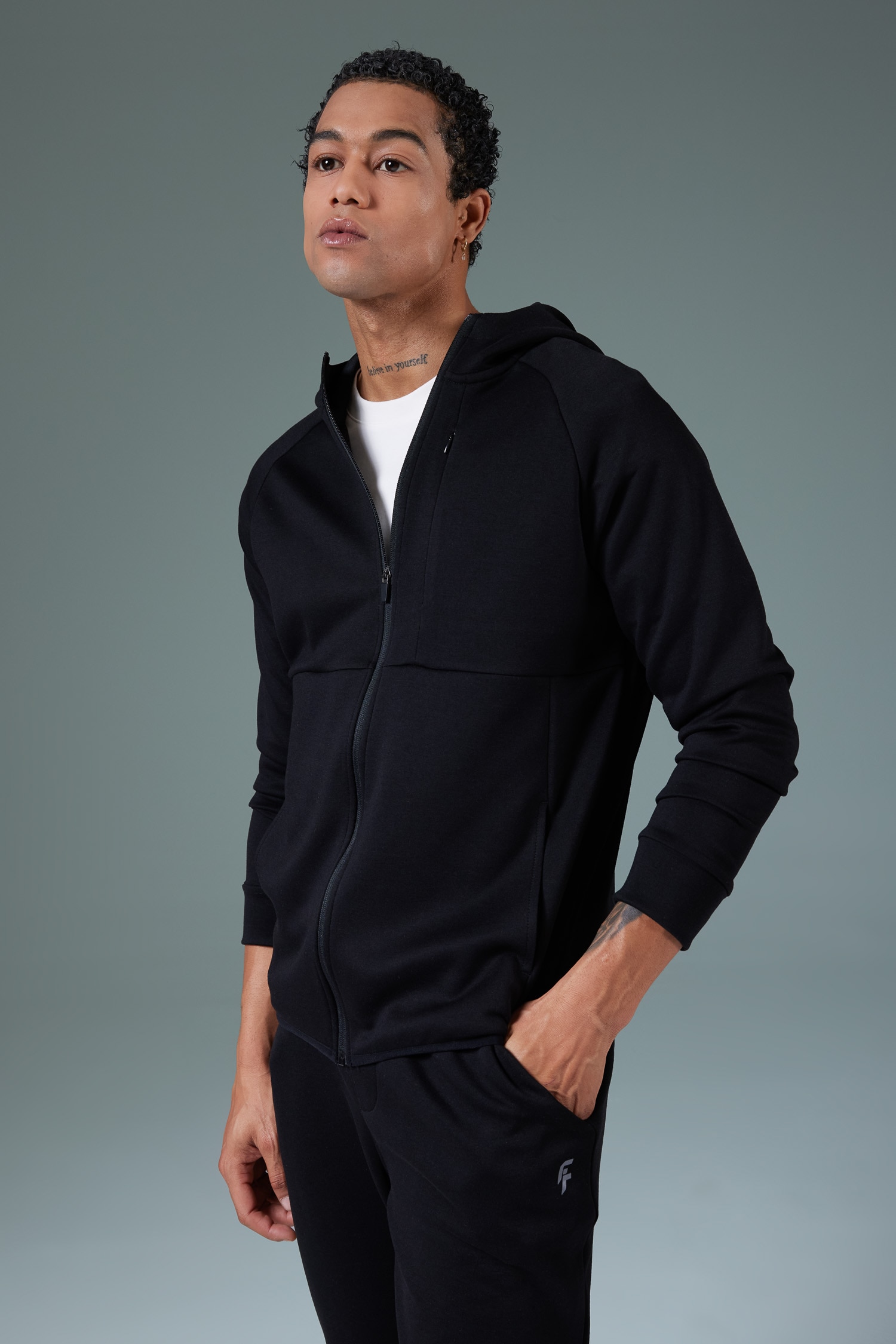 DeFacto Slim Fit Kapüşonlu Sweatshirt görsel 2