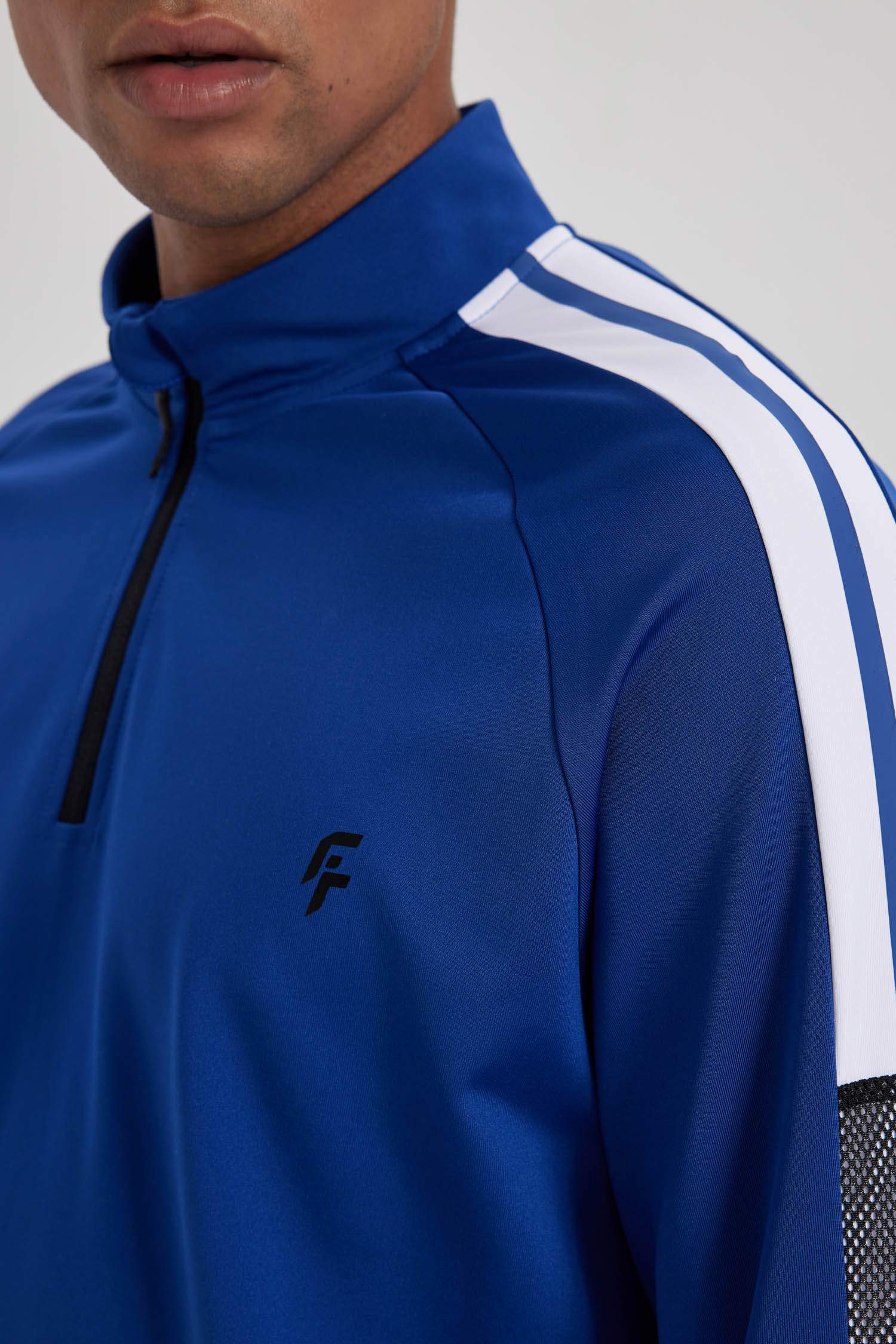 DeFactoFit Slim Fit Zippered Scuba Fabric Sports Sweatshirt