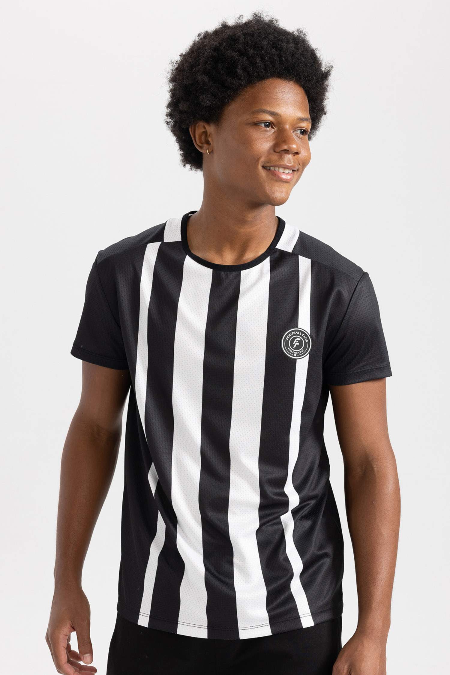 DeFactoFit Standard Fit Crew Neck Sports T-Shirt