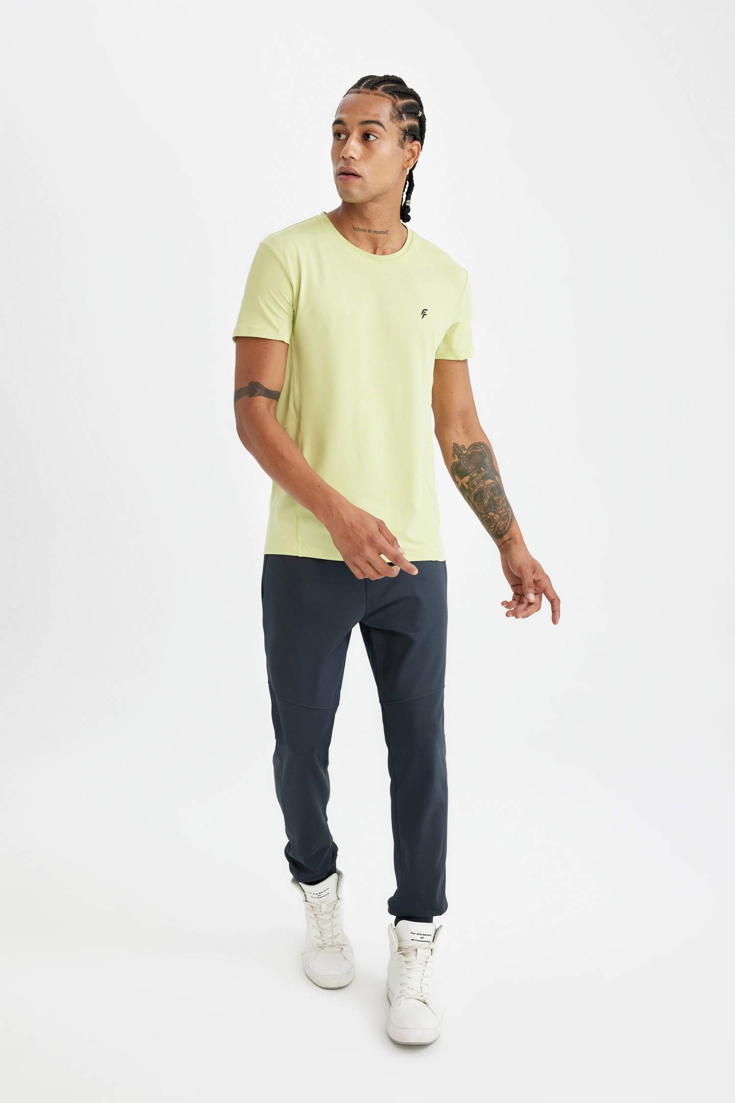 Sporcu İnce Jogger Eşofman Altı Slim Fit Dar Kesim Skuba Dalgıç Kumaş Beli Bağcıklı Lastikli Paça Cepli