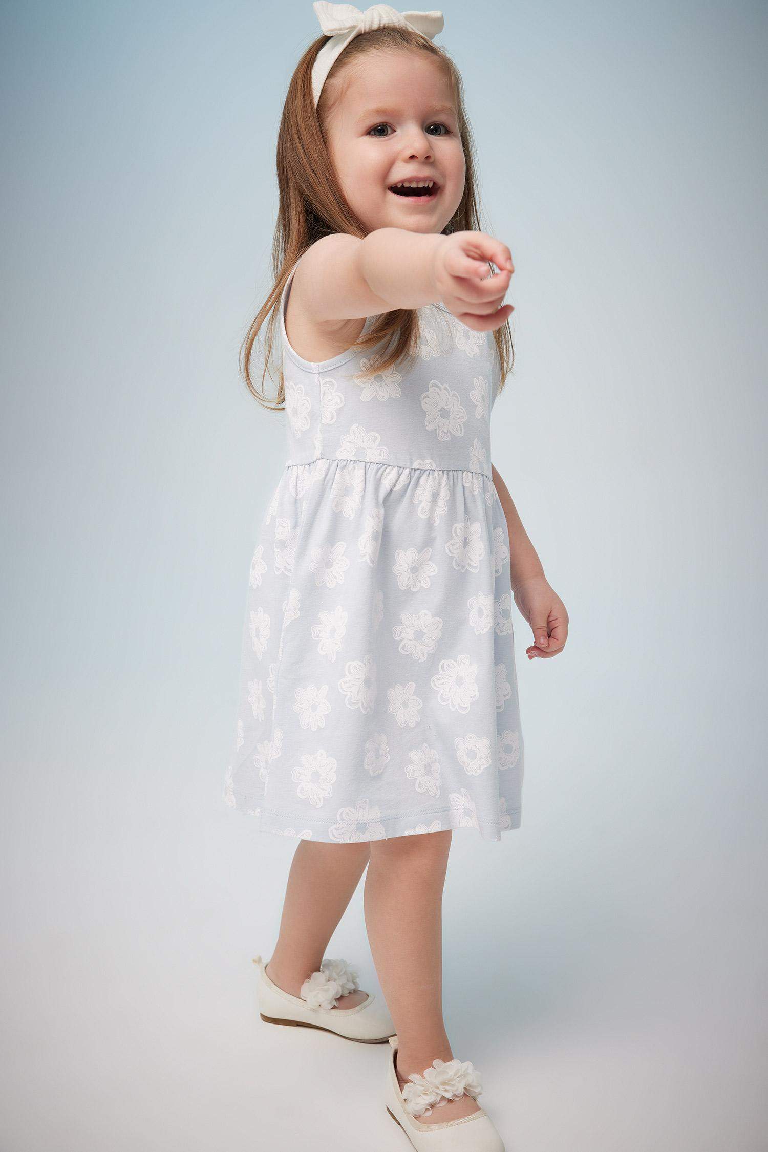 فستان بناتي فلورال بقصة عادية بدون أكمام