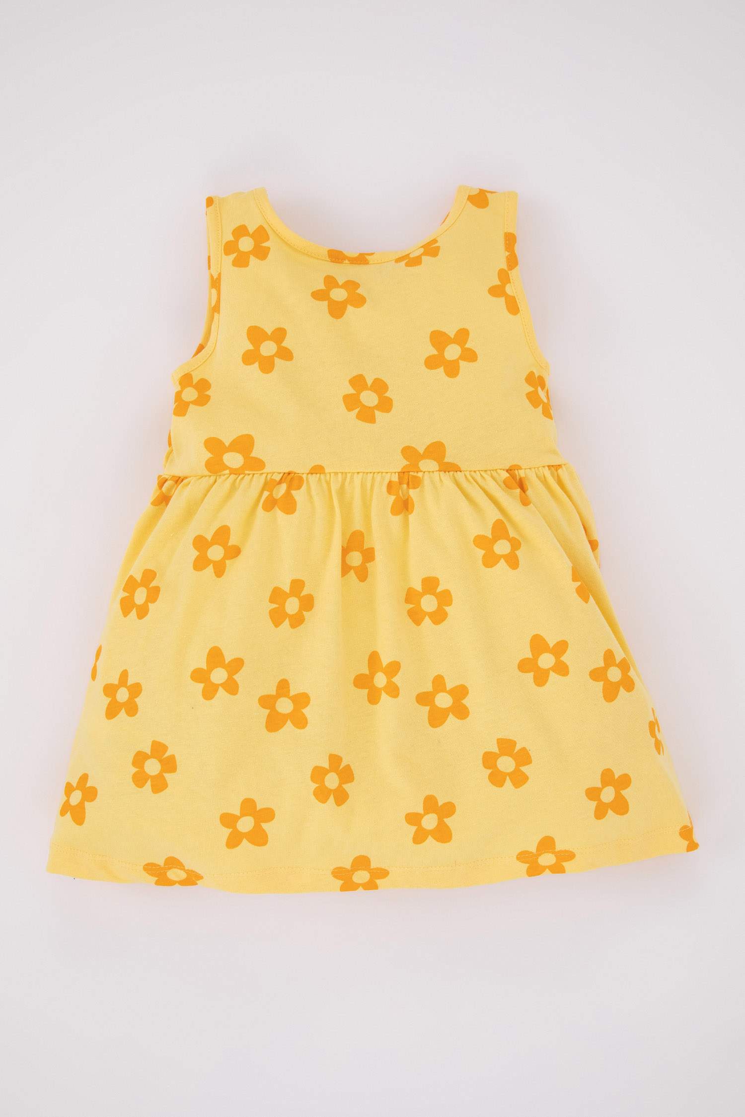 فستان بناتي فلورال بقصة عادية بدون أكمام