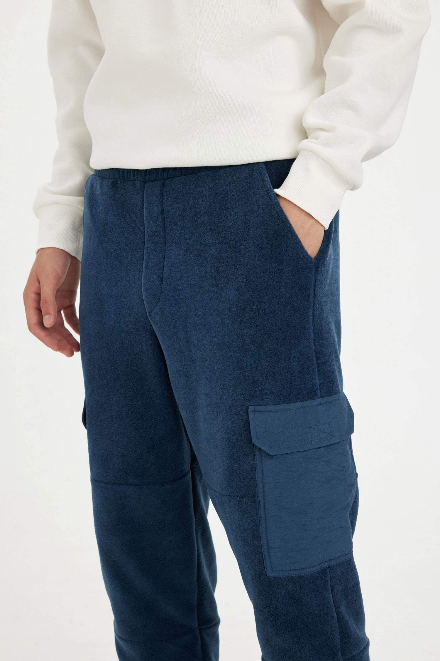 Regular Fit Polar Eşofman Altı Beli Paçası Lastikli Kargo Cepli