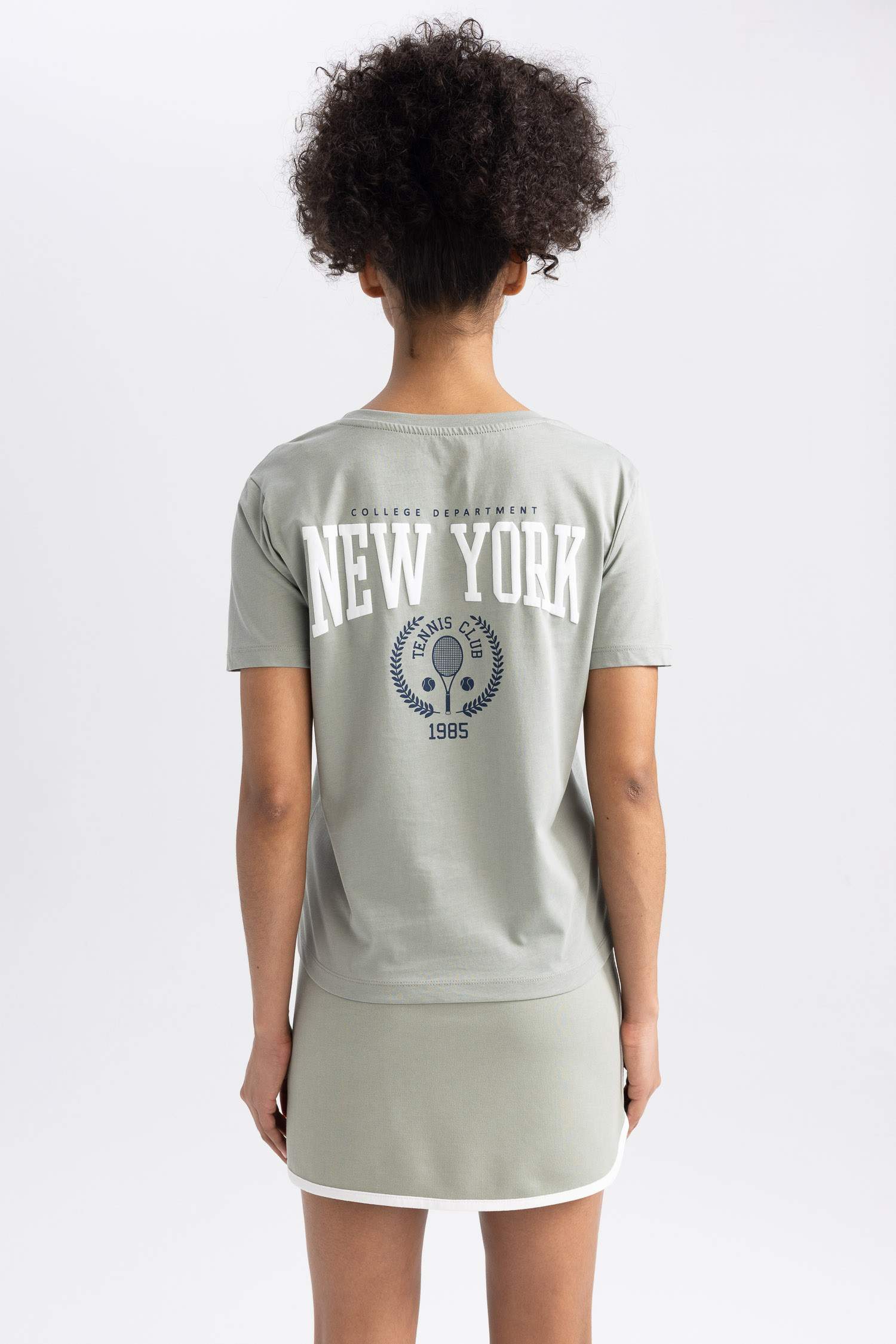 DeFactoFit Fitted V Neck Sports Printed Sports T-Shirt