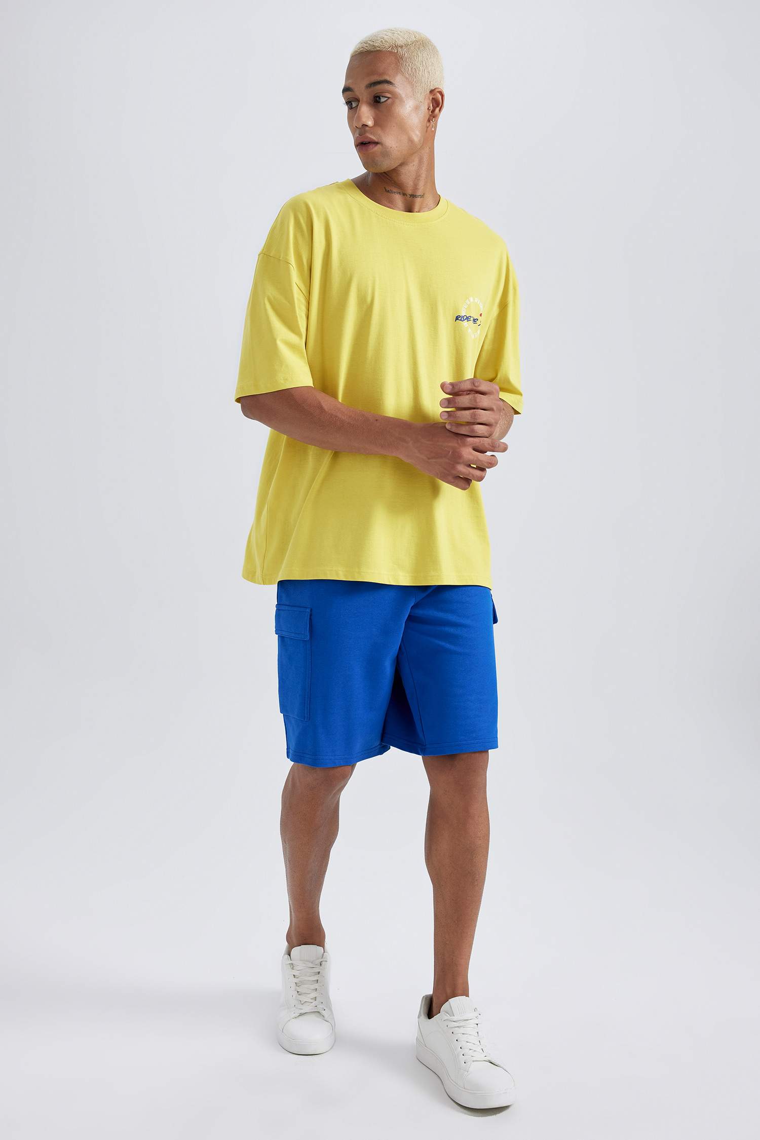 شورت قصة عادية من DeFactoFit