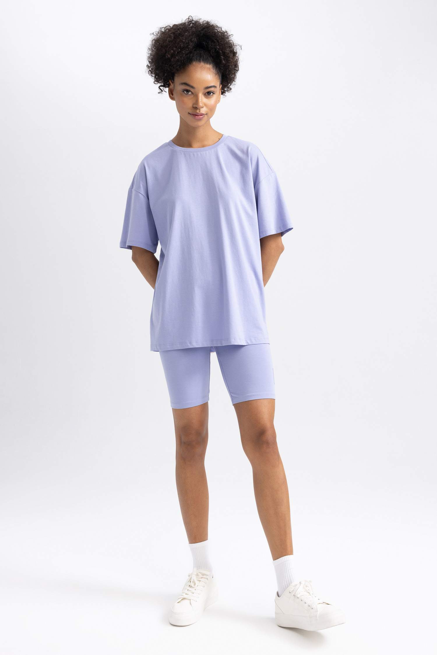 Oversize Fit Crew Neck Short Sleeve T-Shirt