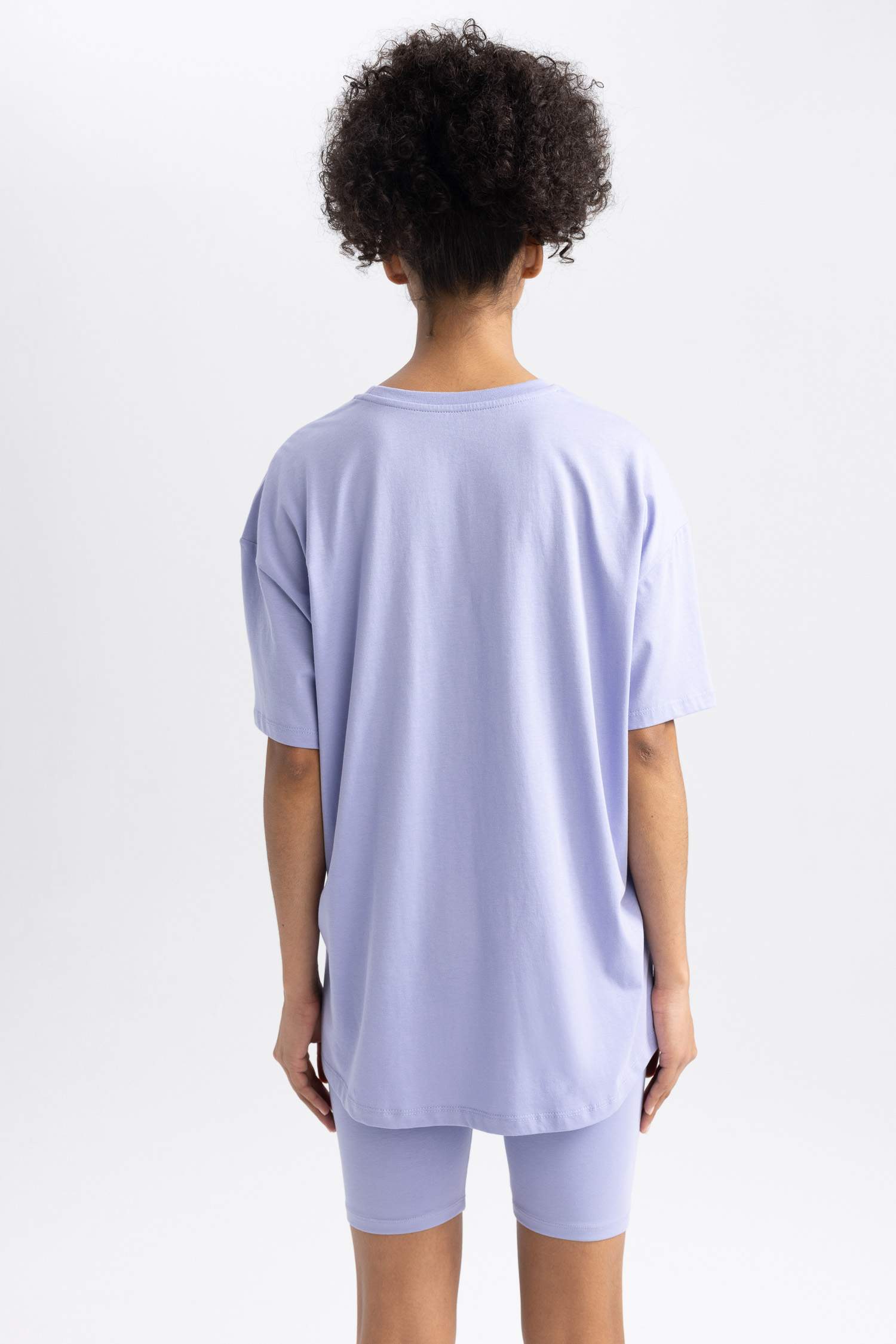 Oversize Fit Crew Neck Short Sleeve T-Shirt