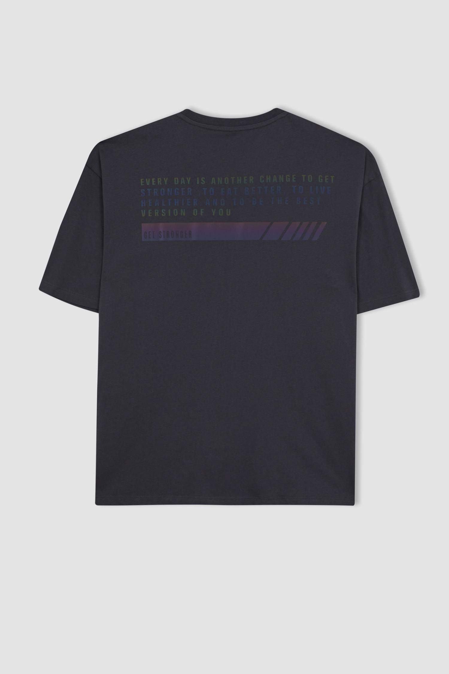 DeFactoFit Oversize Fit Bisiklet Yaka Sırt Baskılı Kısa Kollu Tişört