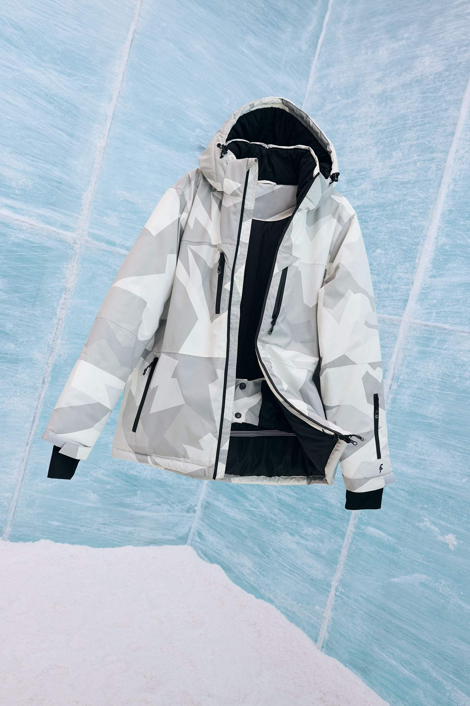 Water Repellent Regular Fit