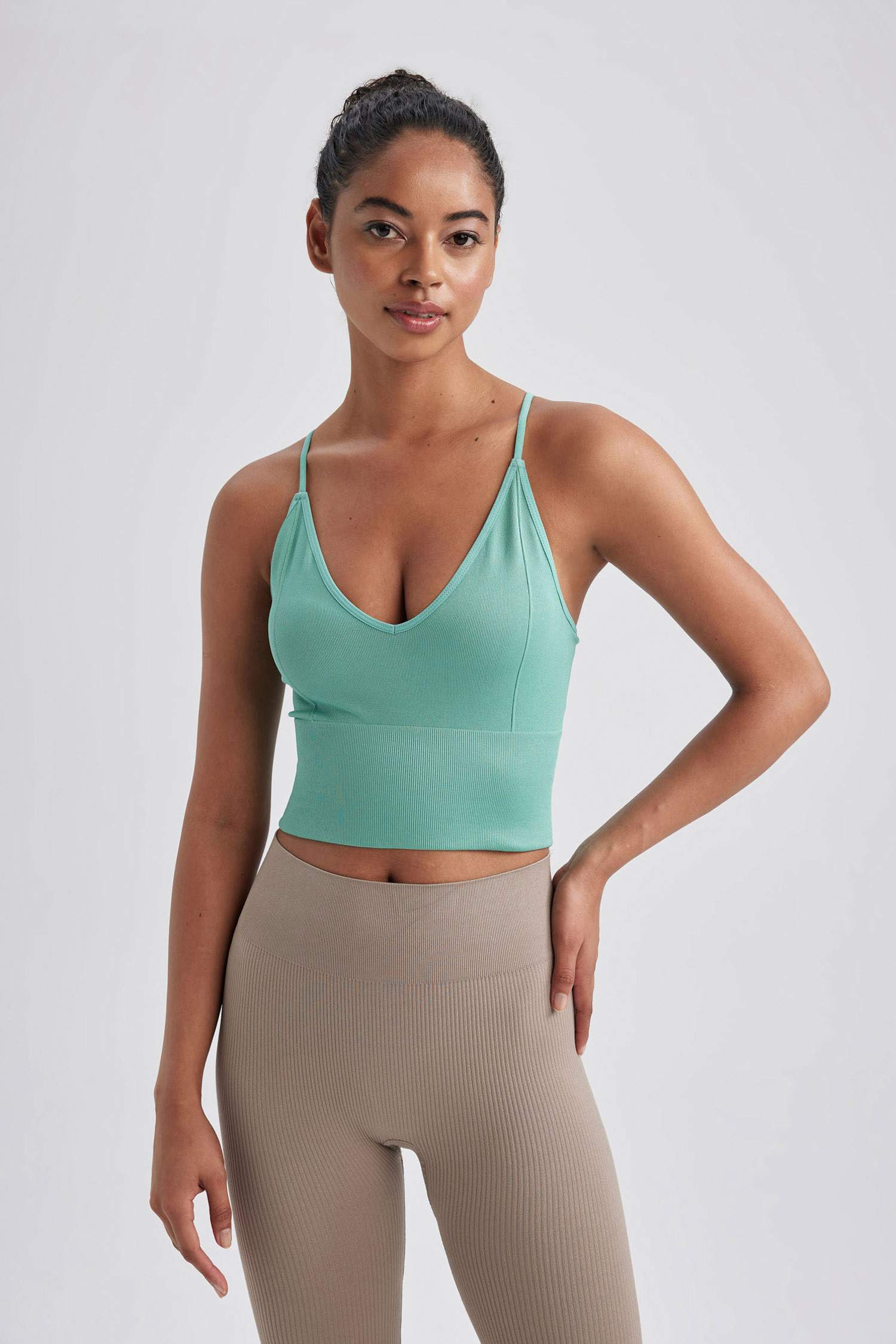 DeFactoFit Seamless V-Neck Sports Crop Top